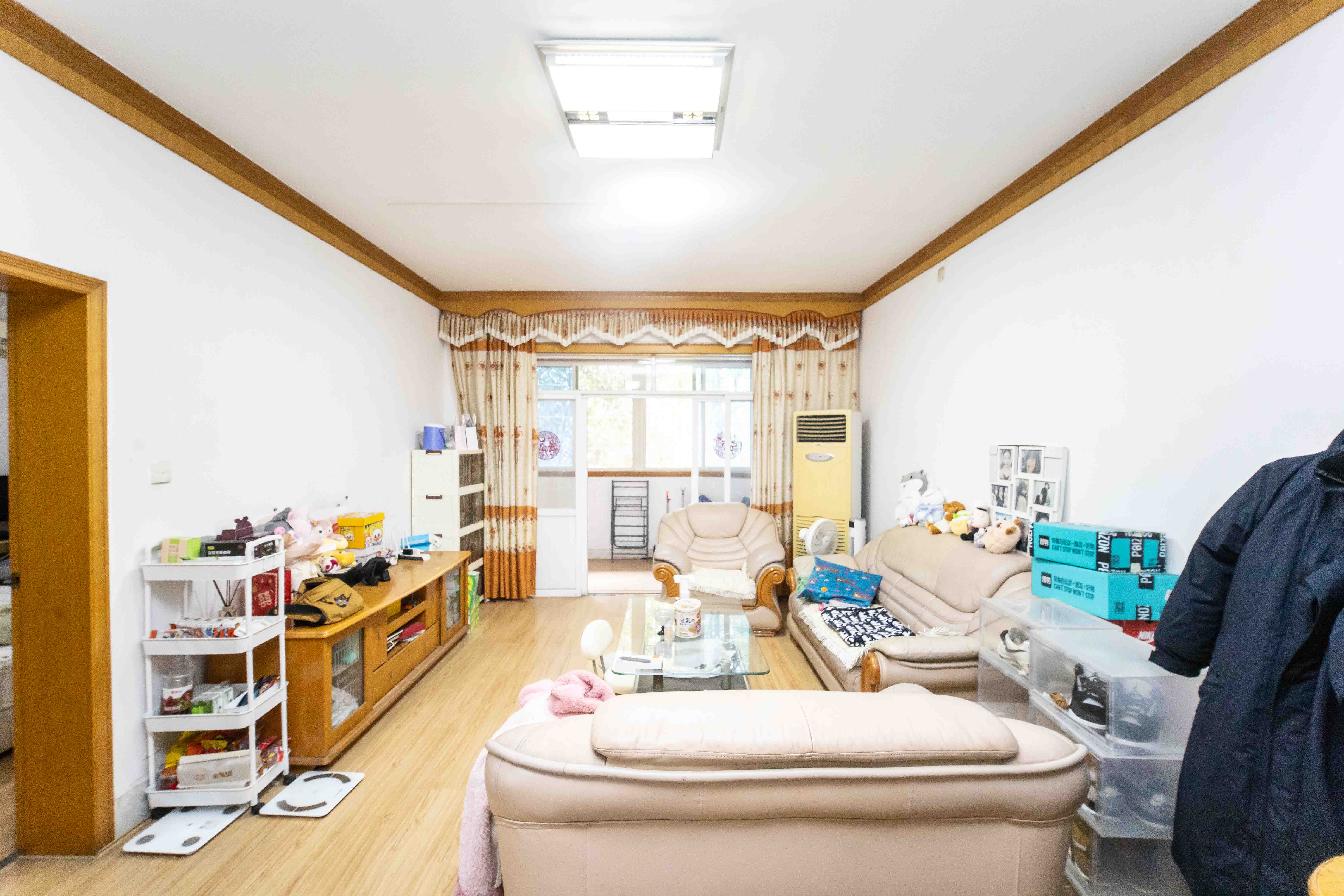 荷花园电信宿舍（天辰荷花苑）  2室1厅1卫   70.00万客厅