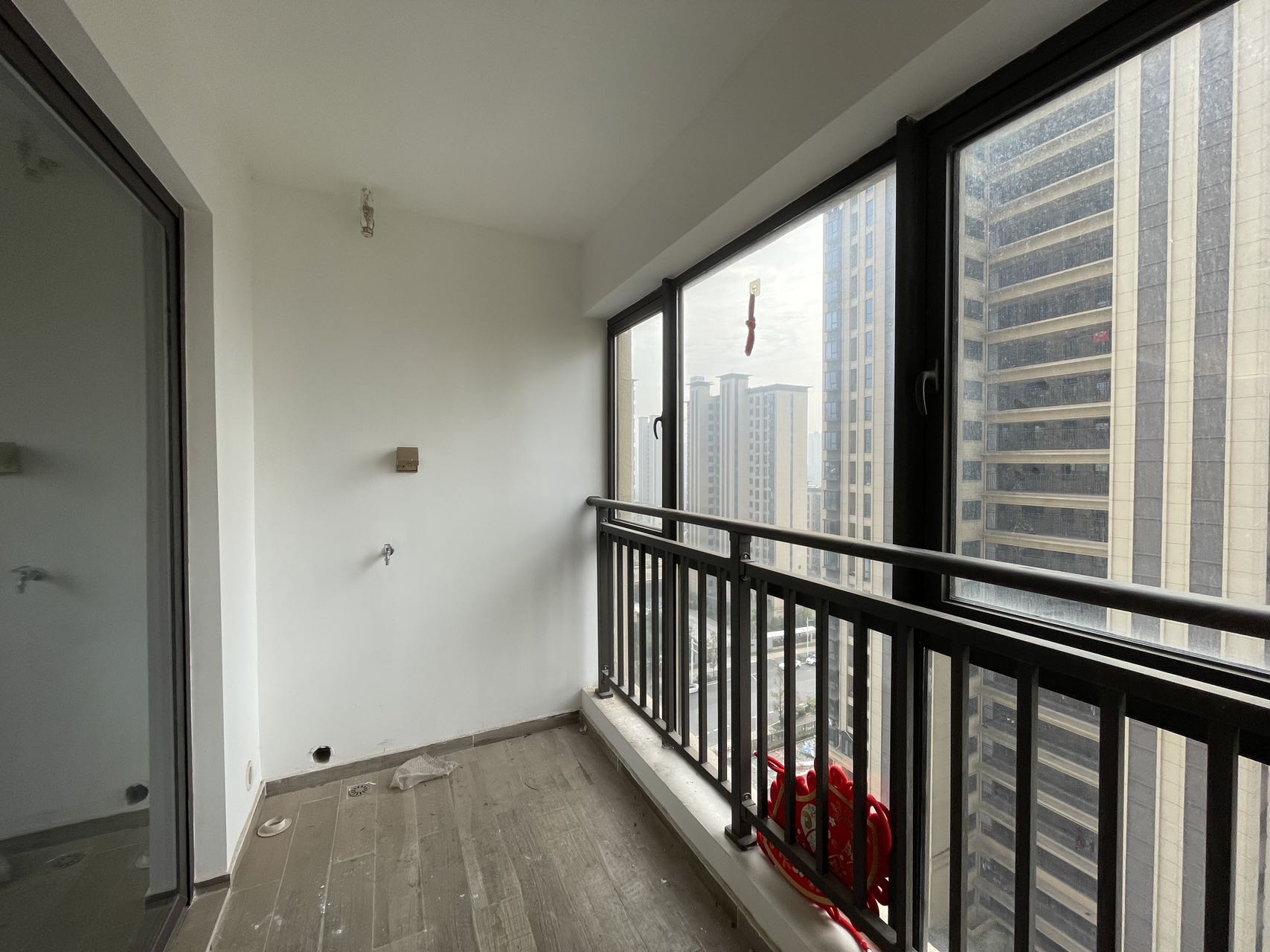 城际空间站 3室2厅2卫 49.5万 城际空间站 3室2厅2卫 49.5万室内图