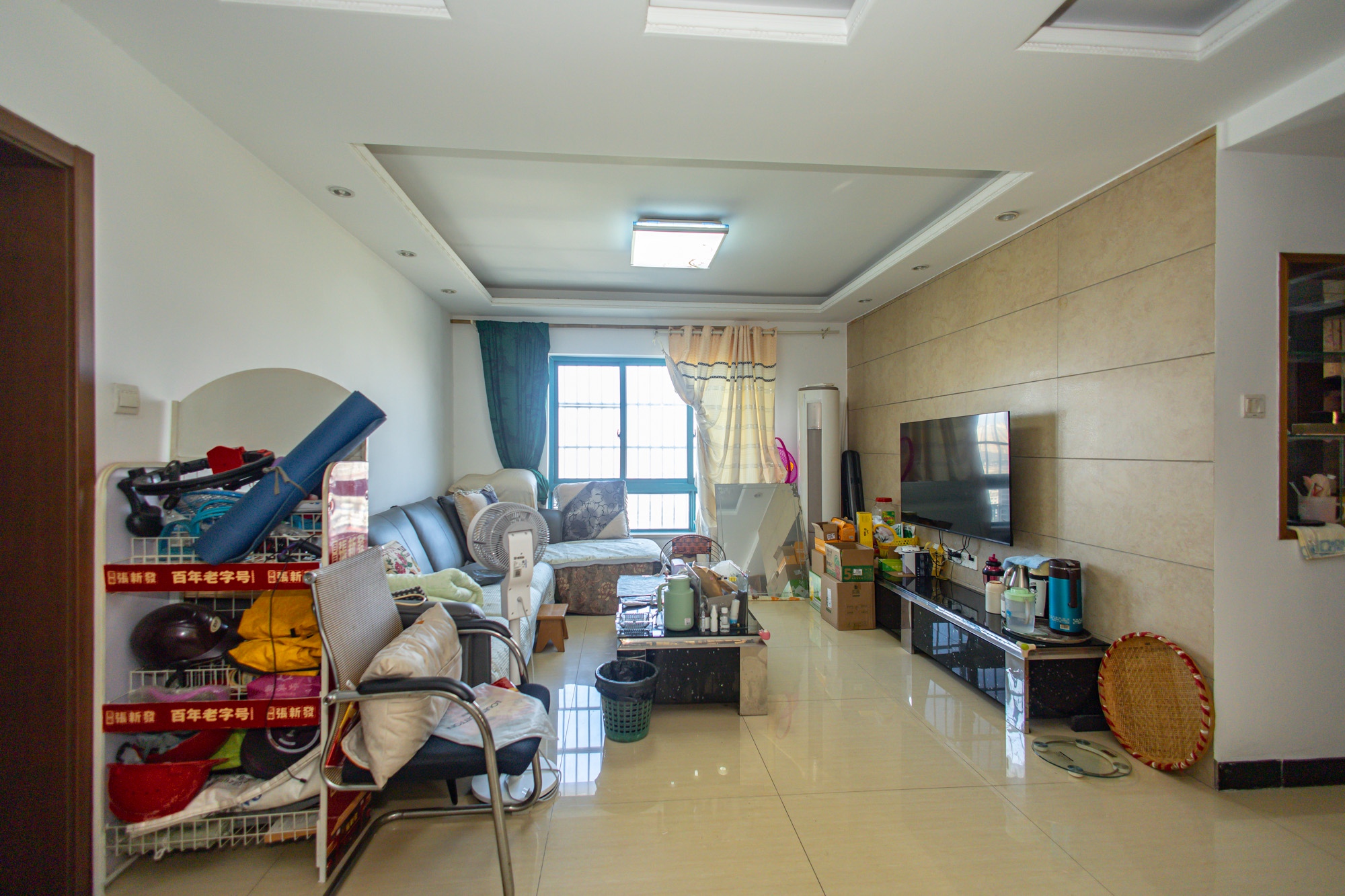 蝴蝶谷 3室2厅1卫 63.8万 蝴蝶谷 3室2厅1卫 63.8万客厅