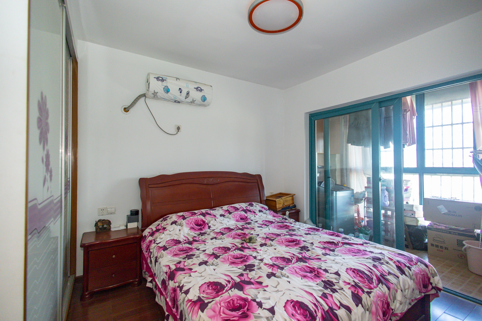 蝴蝶谷 3室2厅1卫 63.8万 蝴蝶谷 3室2厅1卫 63.8万卧室