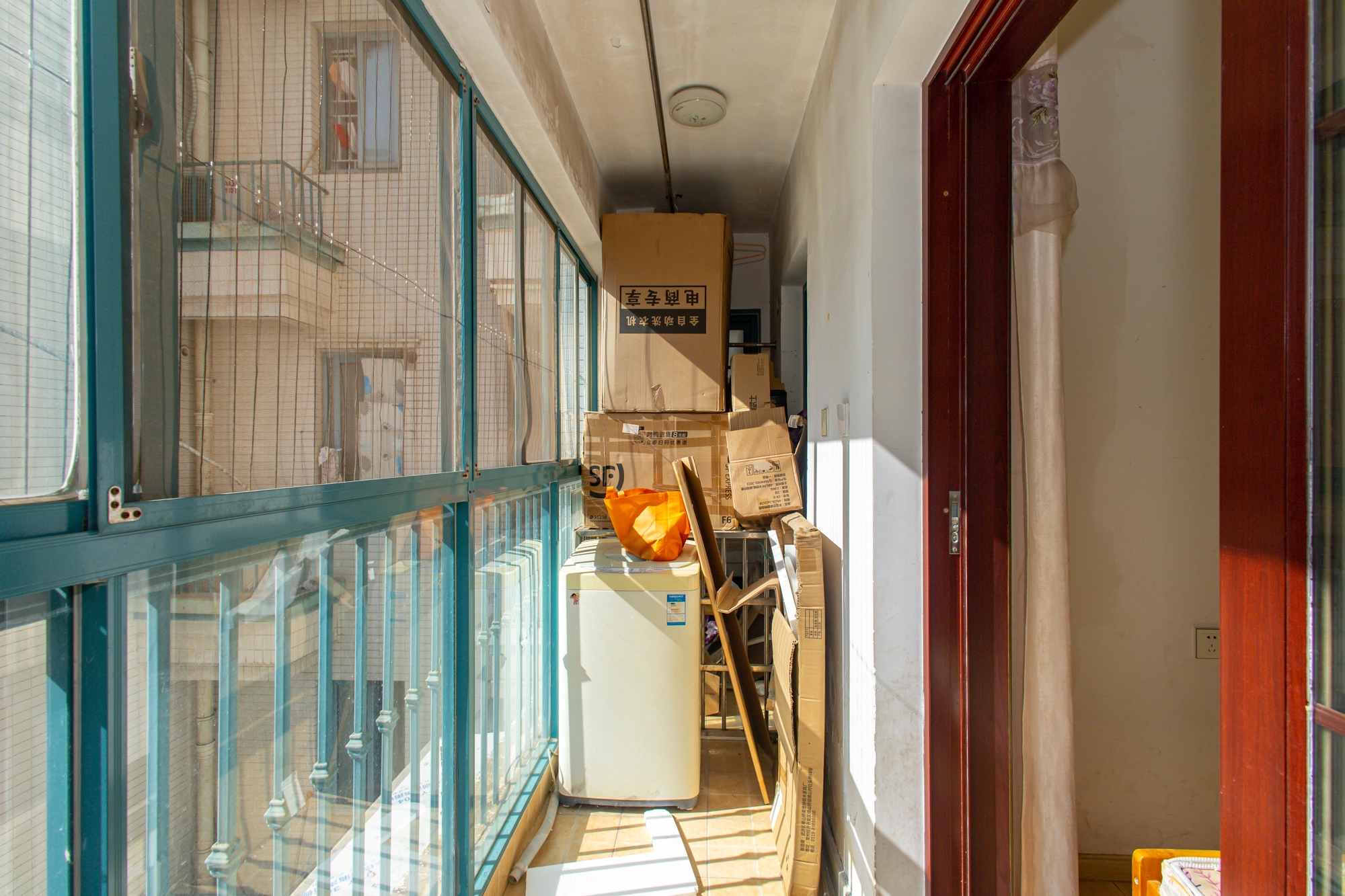 蝴蝶谷 2室2厅1卫 39.8万 蝴蝶谷 2室2厅1卫 39.8万阳台