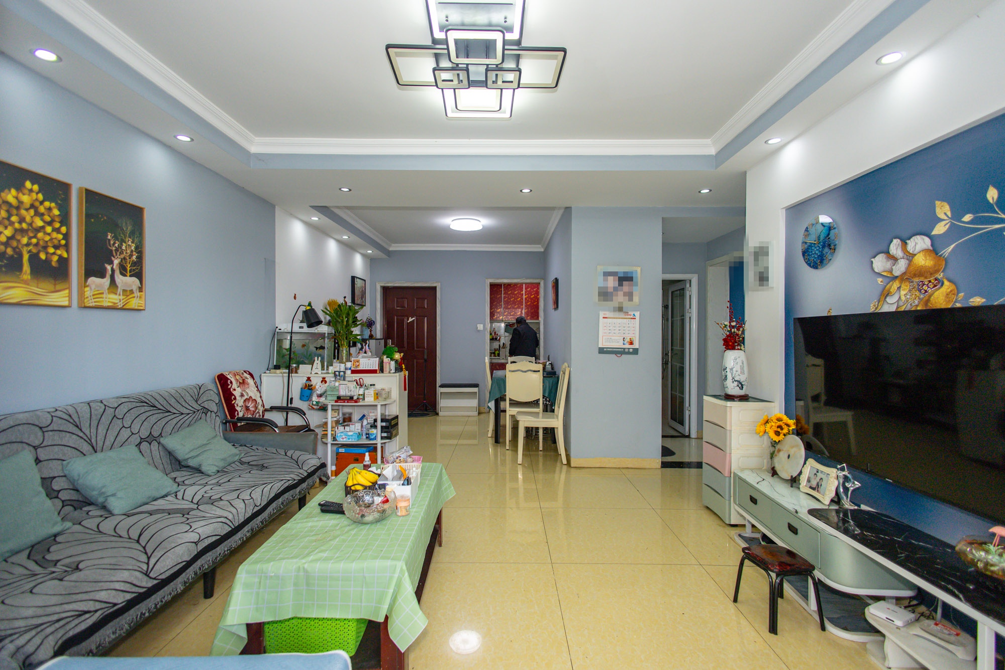 蝴蝶谷 2室2厅1卫 41.8万 蝴蝶谷 2室2厅1卫 41.8万客厅