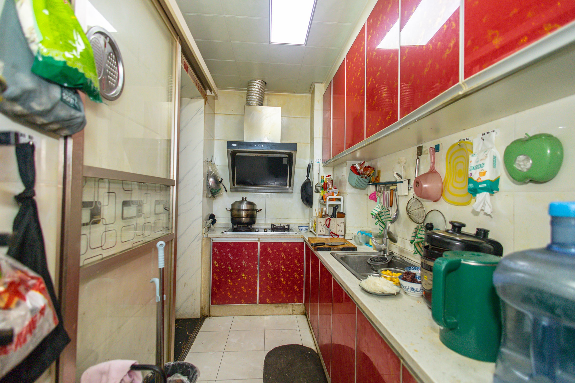 蝴蝶谷 2室2厅1卫 41.8万 蝴蝶谷 2室2厅1卫 41.8万厨房