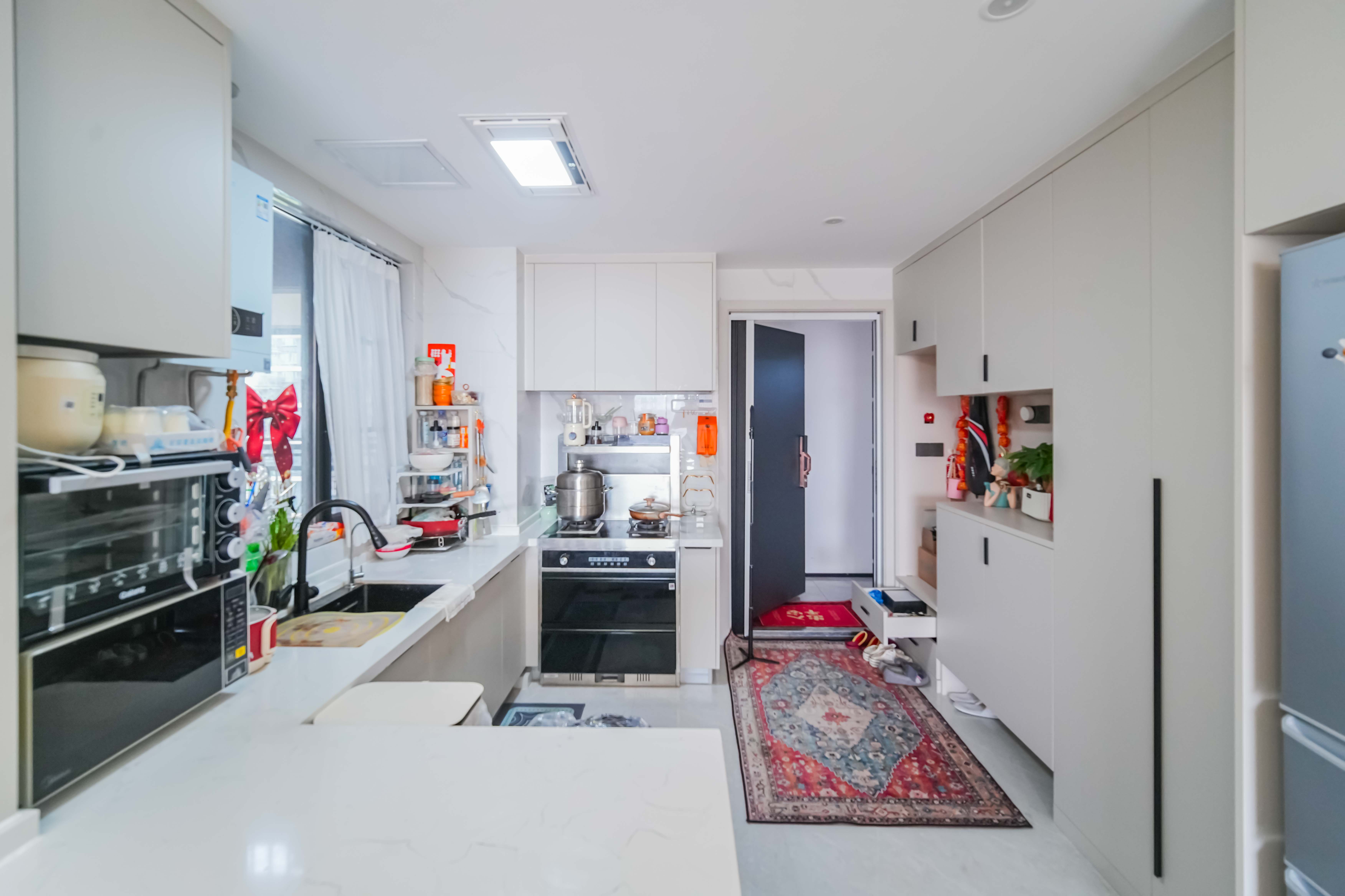 卓越伊景苑  3室2厅2卫    126.0万 卓越伊景苑  3室2厅2卫    126.0万厨房