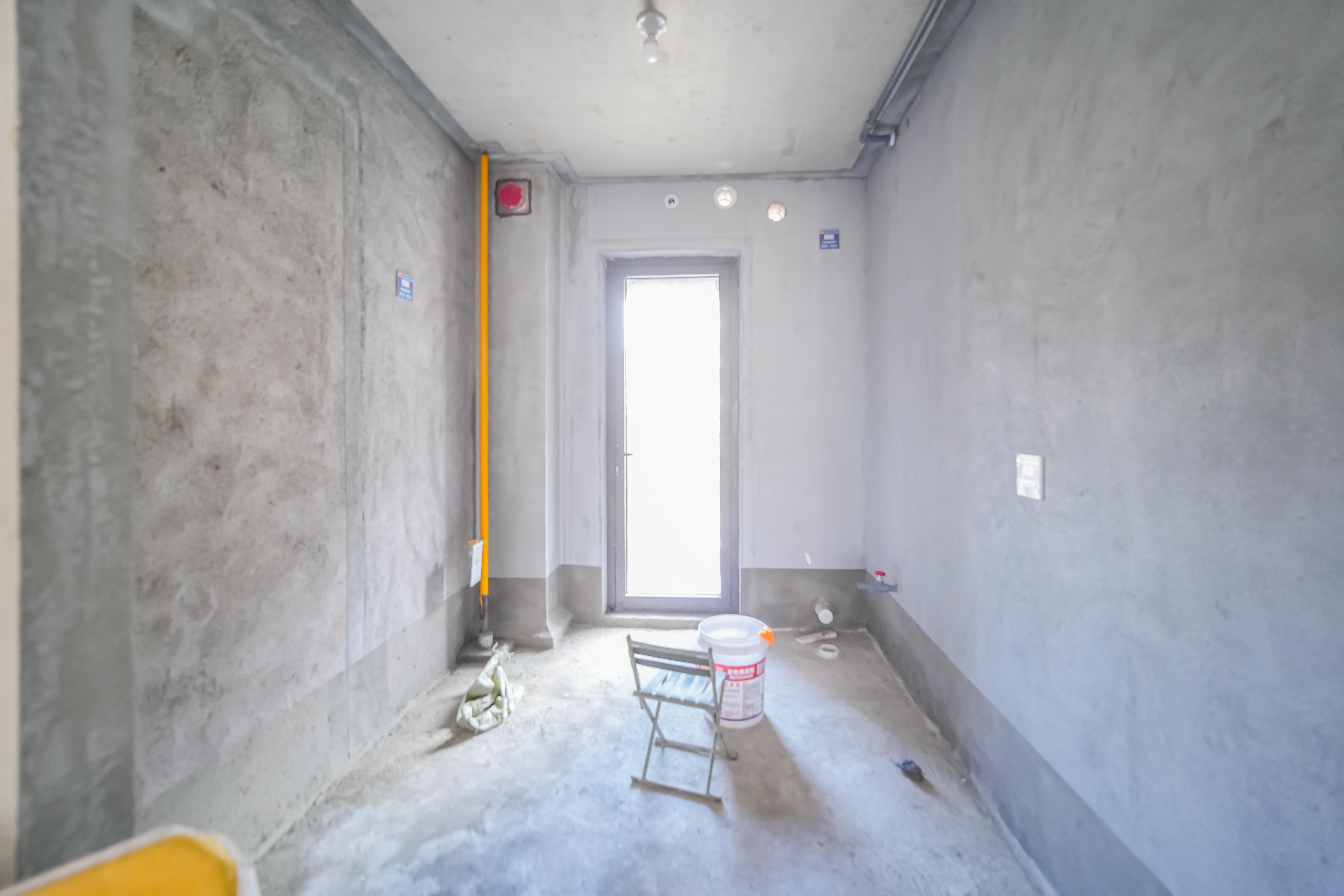 建发玖洲和玺  4室2厅2卫   188.00万其他