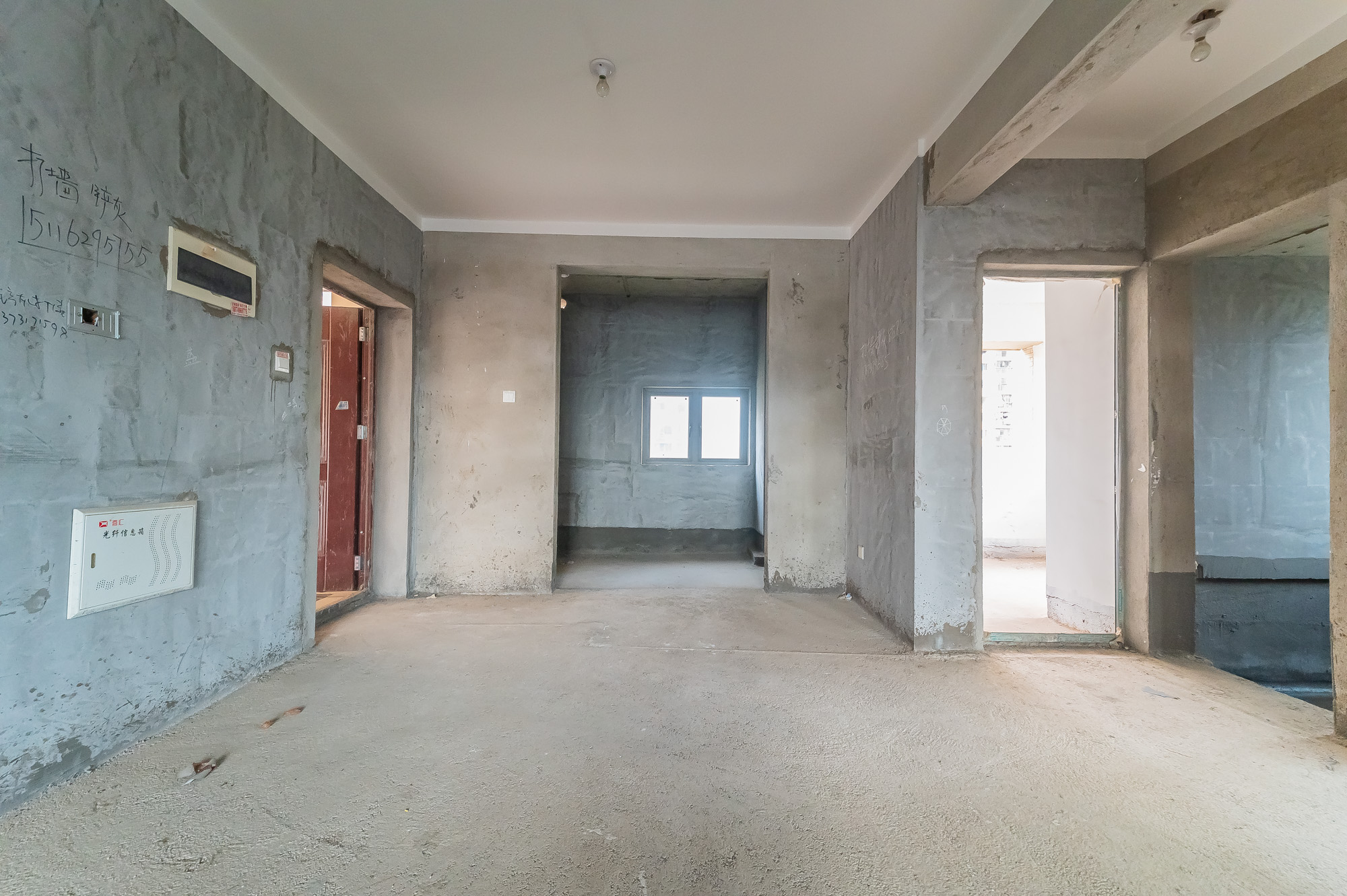 深业喜汇 3室2厅1卫 62.0万 深业喜汇 3室2厅1卫 62.0万客厅