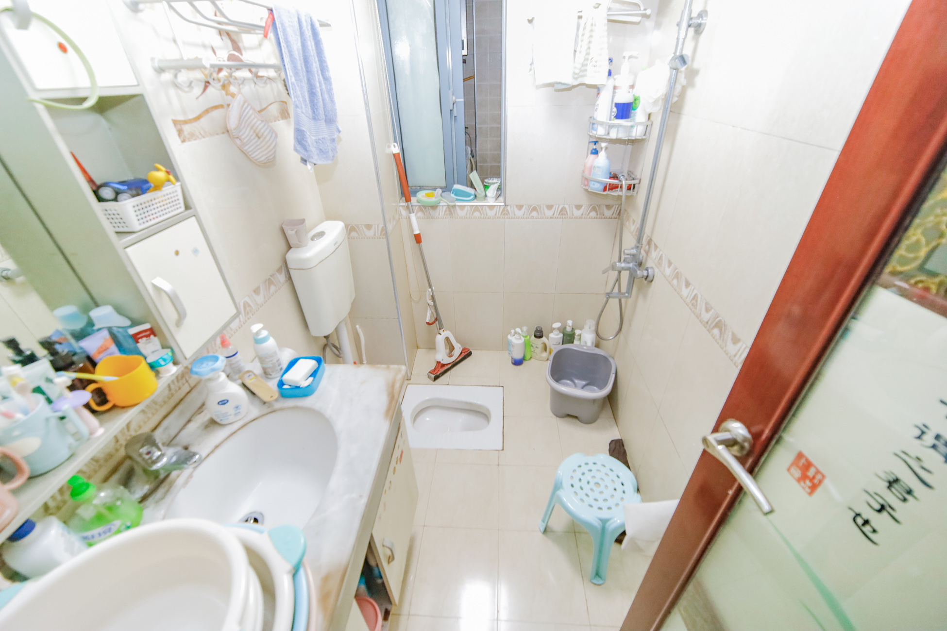 巢之恋  2室2厅1卫   76.00万卫生间
