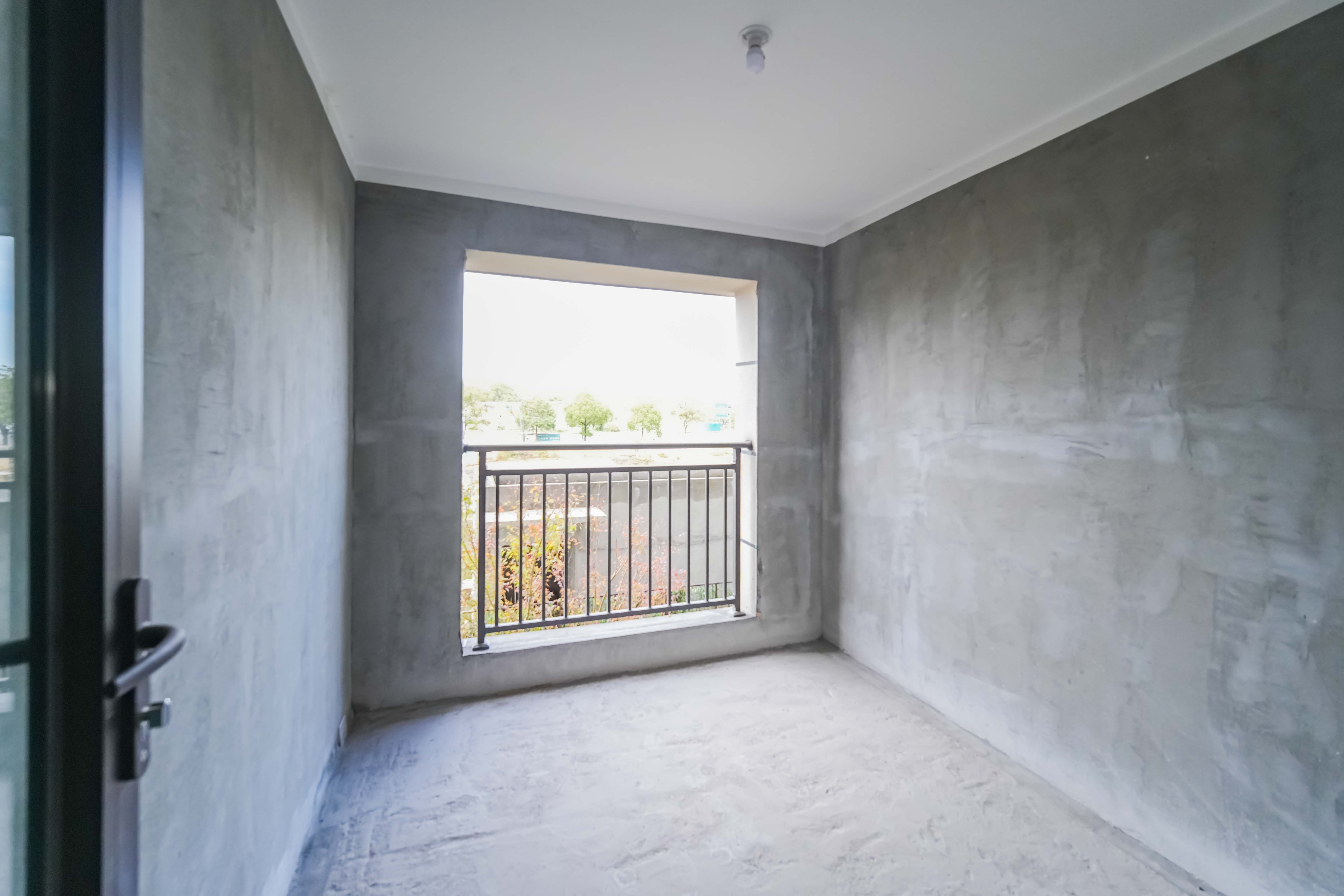 建发玖洲和玺  4室2厅2卫   178.00万其他