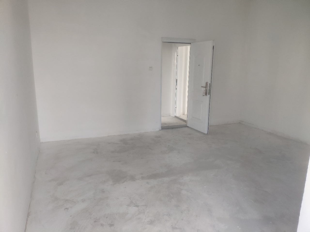 罗牛山玖悦台 3室2厅3卫 800.0万 罗牛山玖悦台 3室2厅3卫 800.0万室内图