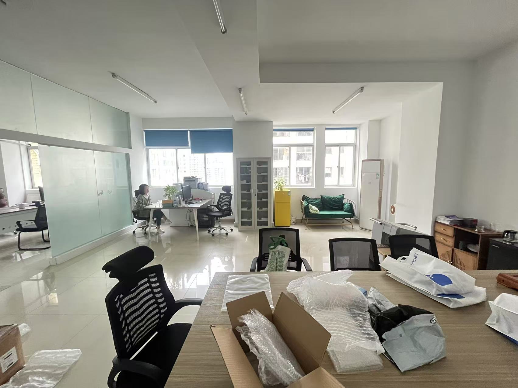 诚田大厦 3室2厅1卫 100.0万 诚田大厦 3室2厅1卫 100.0万室内图