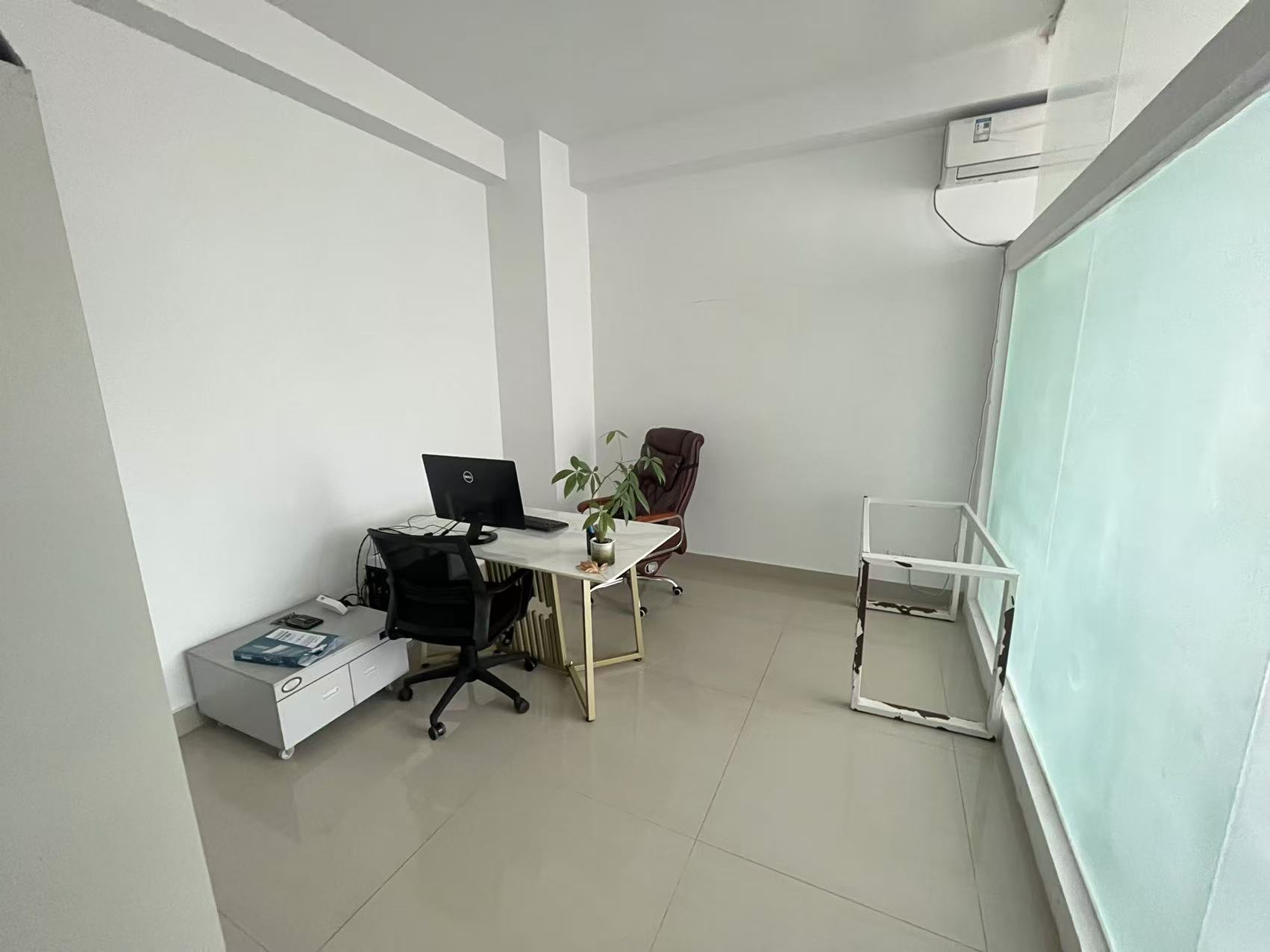 诚田大厦 3室2厅1卫 100.0万 诚田大厦 3室2厅1卫 100.0万室内图