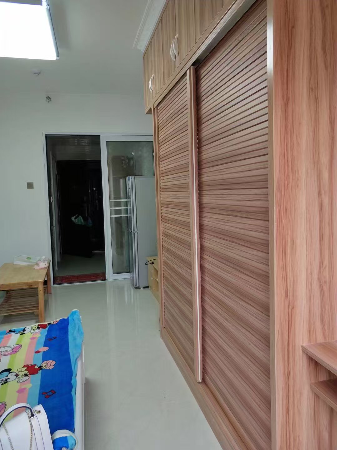 五矿紫湖香醍 1室1厅1卫 1000.0元/月 五矿紫湖香醍 1室1厅1卫 1000.0元/月室内图