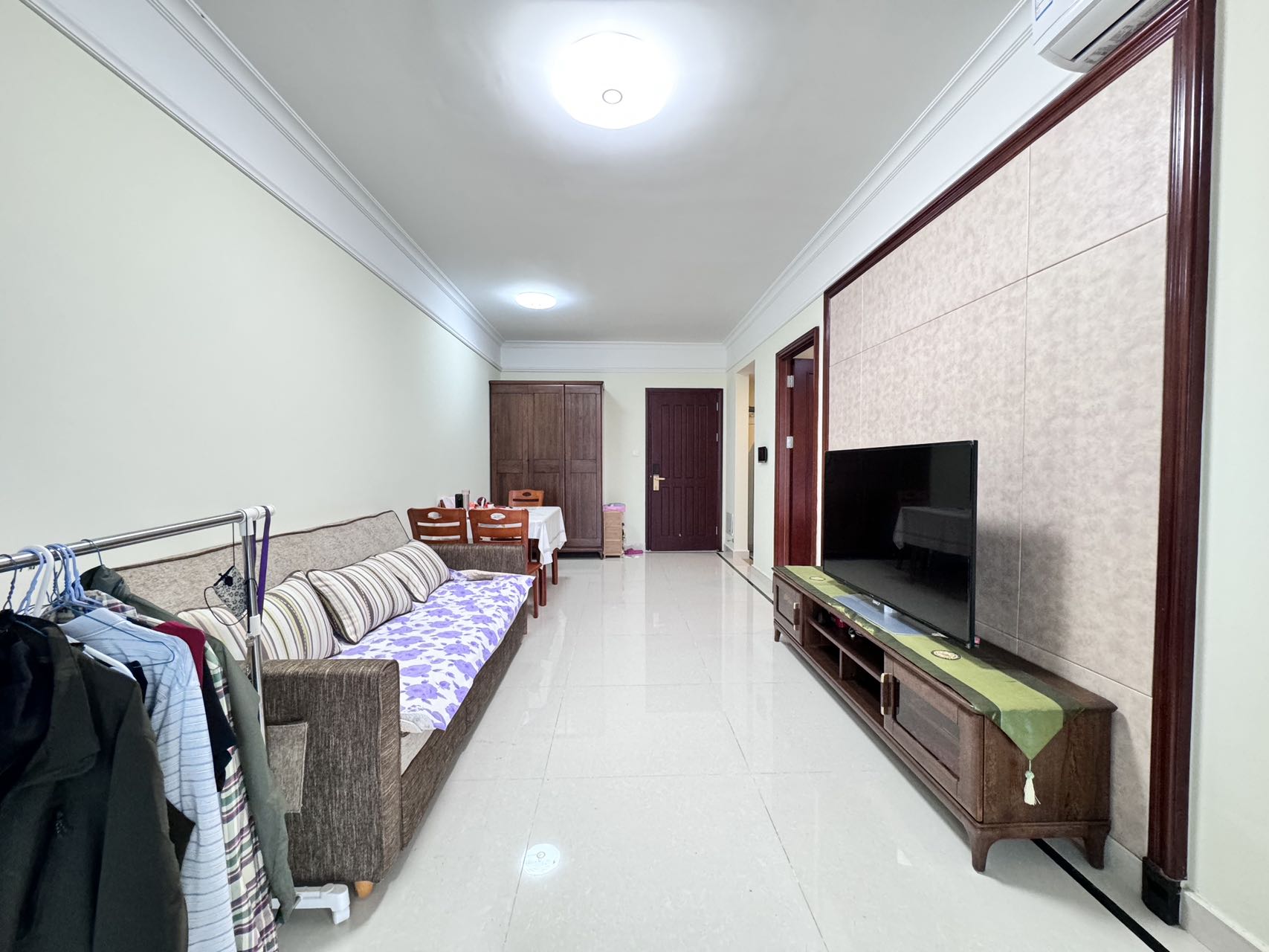 碧桂园滨海国际二期(君临湾) 1室2厅1卫 110.0万 碧桂园滨海国际二期(君临湾) 1室2厅1卫 110.0万室内图