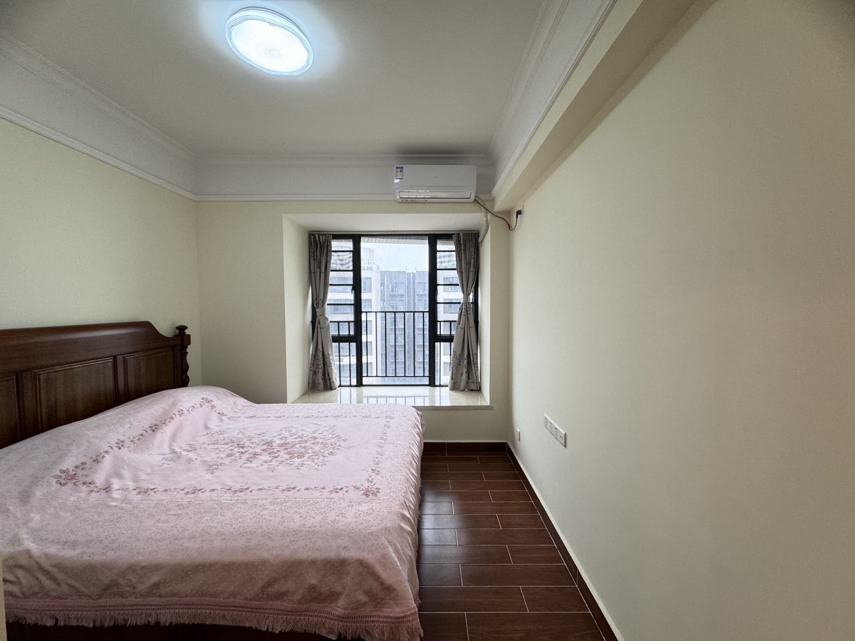 碧桂园滨海国际二期(君临湾) 1室2厅1卫 110.0万 碧桂园滨海国际二期(君临湾) 1室2厅1卫 110.0万室内图