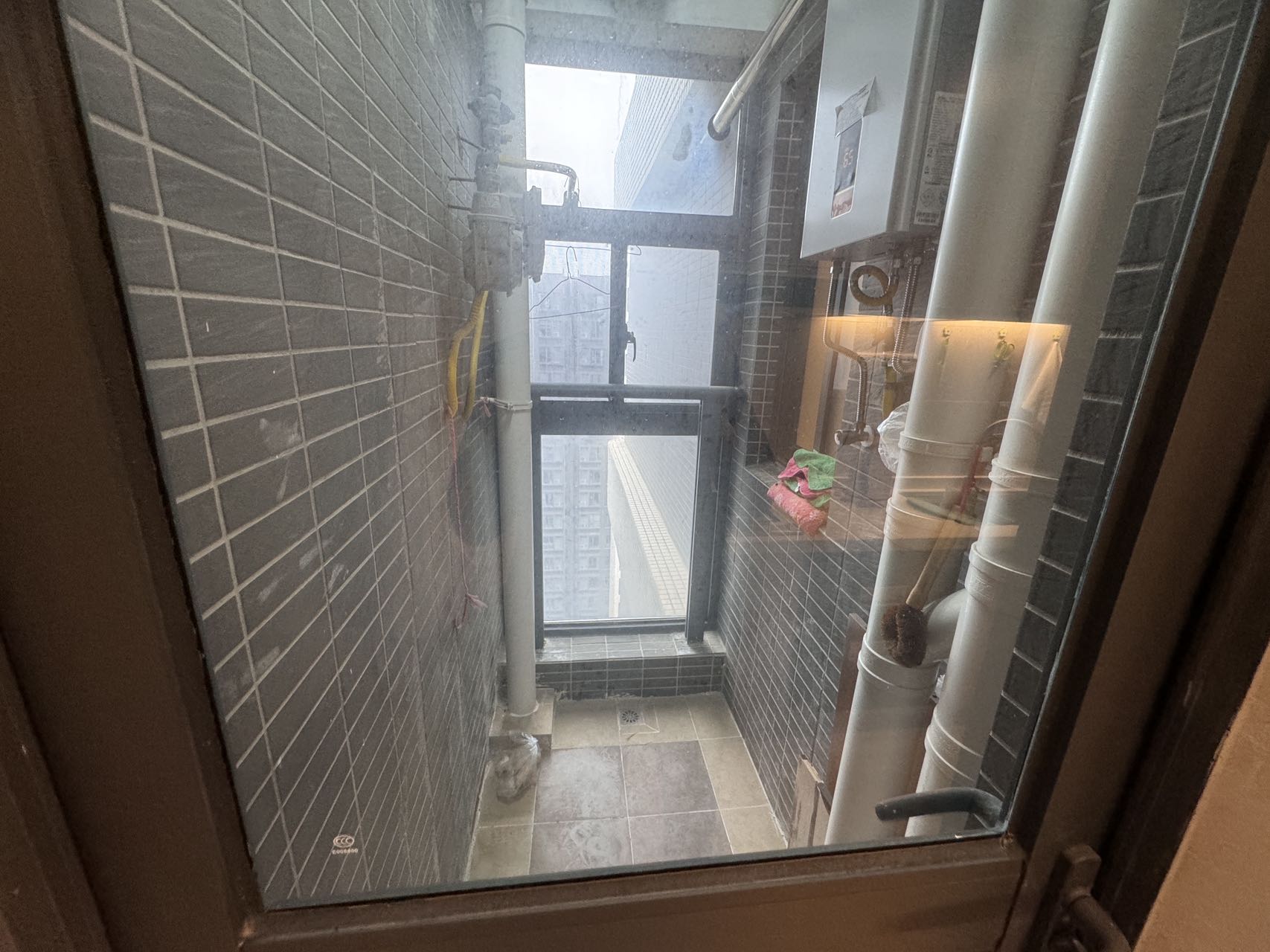 碧桂园滨海国际二期(君临湾) 1室2厅1卫 110.0万 碧桂园滨海国际二期(君临湾) 1室2厅1卫 110.0万室内图