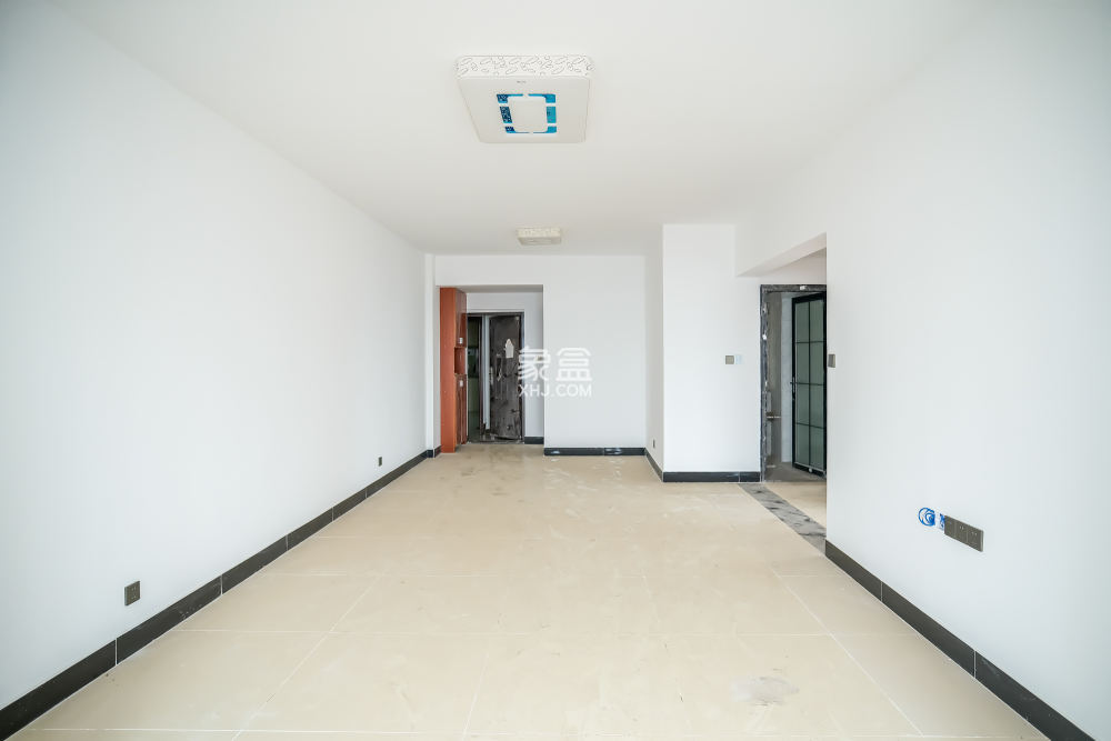 山水湾 3室2厅1卫 1800.0元/月 山水湾 3室2厅1卫 1800.0元/月室内图