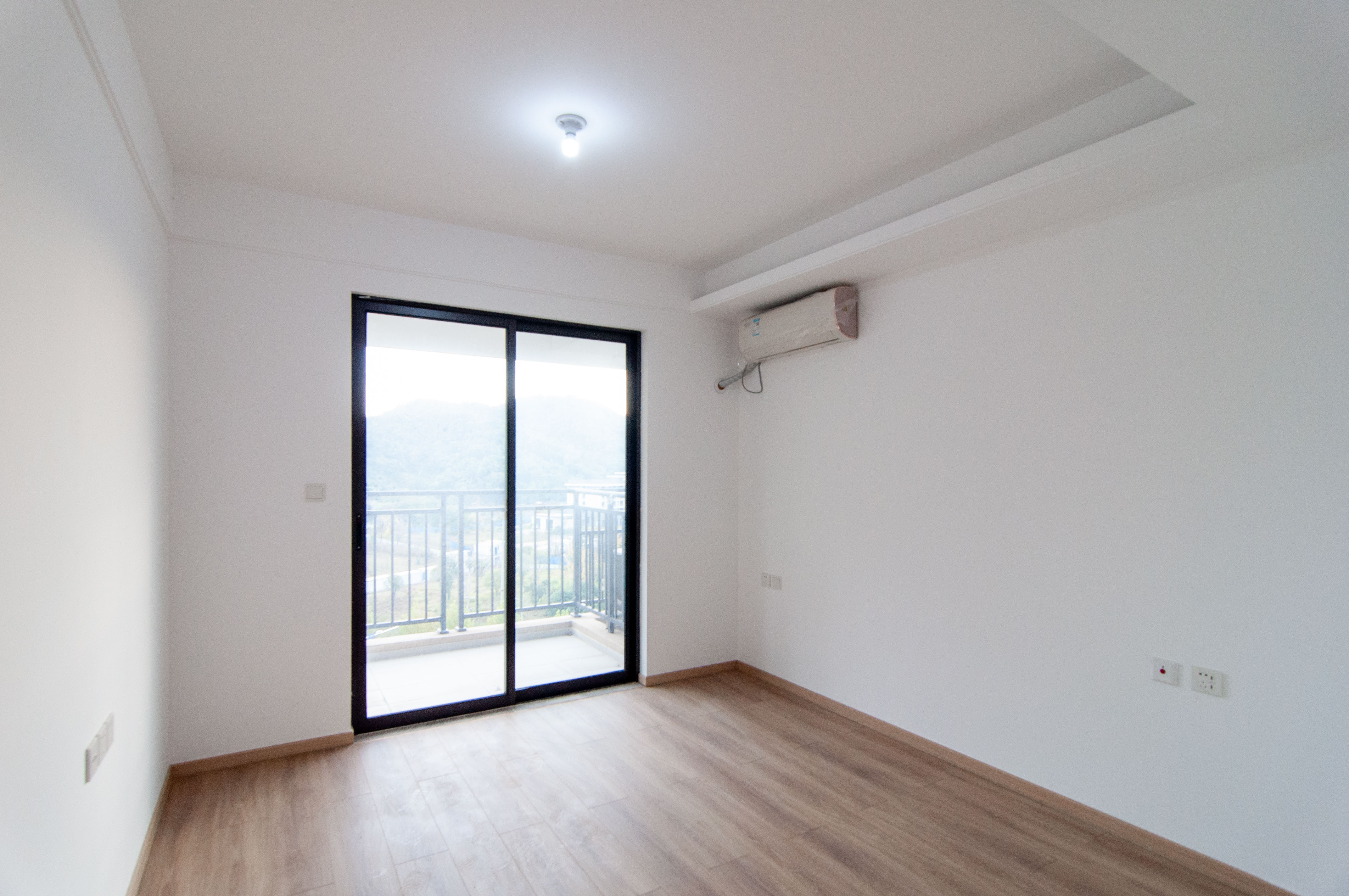 梅溪湖玺悦(新城金茂梦想玺悦) 3室2厅2卫 138.0万 梅溪湖玺悦(新城金茂梦想玺悦) 3室2厅2卫 138.0万其他