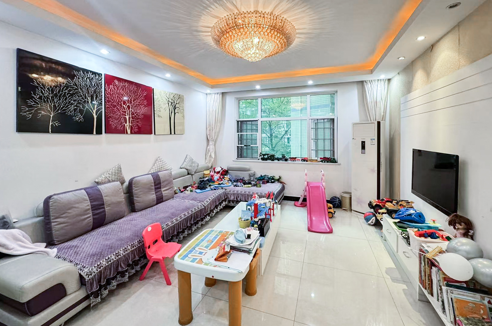 格林星城  4室2厅2卫    105.0万 格林星城  4室2厅2卫    105.0万客厅