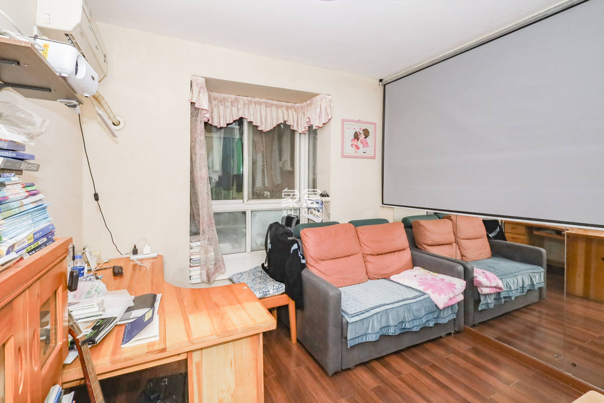 德润园 3室2厅1卫 72.8万 德润园 3室2厅1卫 72.8万其他