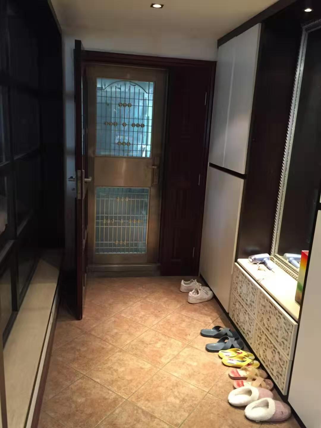 迎宾大厦  3室2厅2卫    4300.0元/月室内图