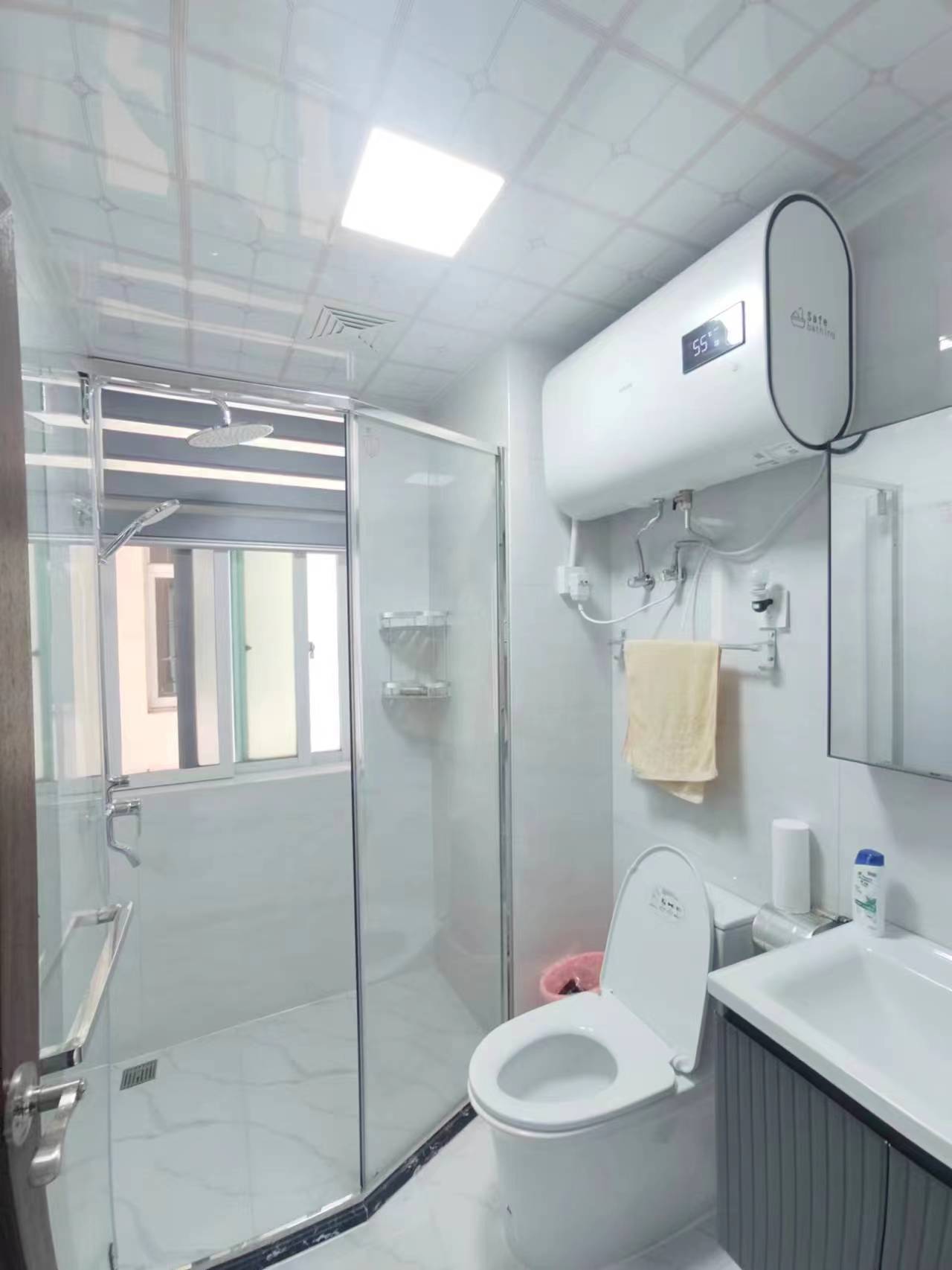 全景花园  5室2厅2卫    420.0万 全景花园  5室2厅2卫    420.0万室内图