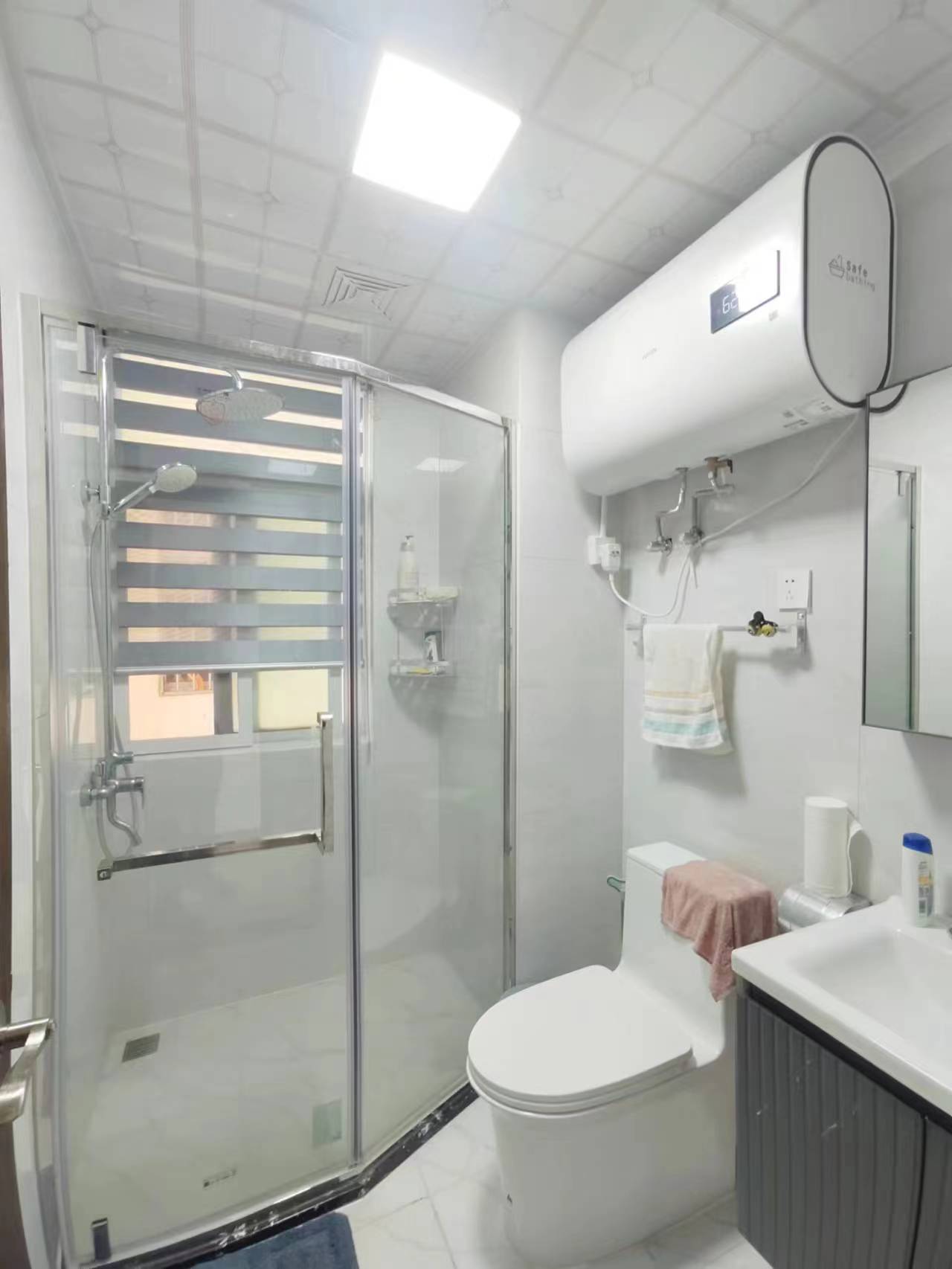 全景花园  5室2厅2卫    420.0万 全景花园  5室2厅2卫    420.0万室内图