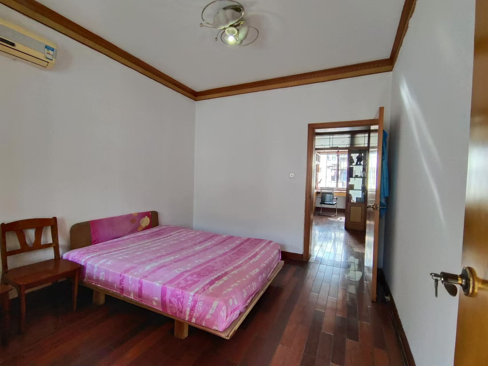 天元区工商银行宿舍 4室2厅2卫 46.8万 天元区工商银行宿舍 4室2厅2卫 46.8万室内图