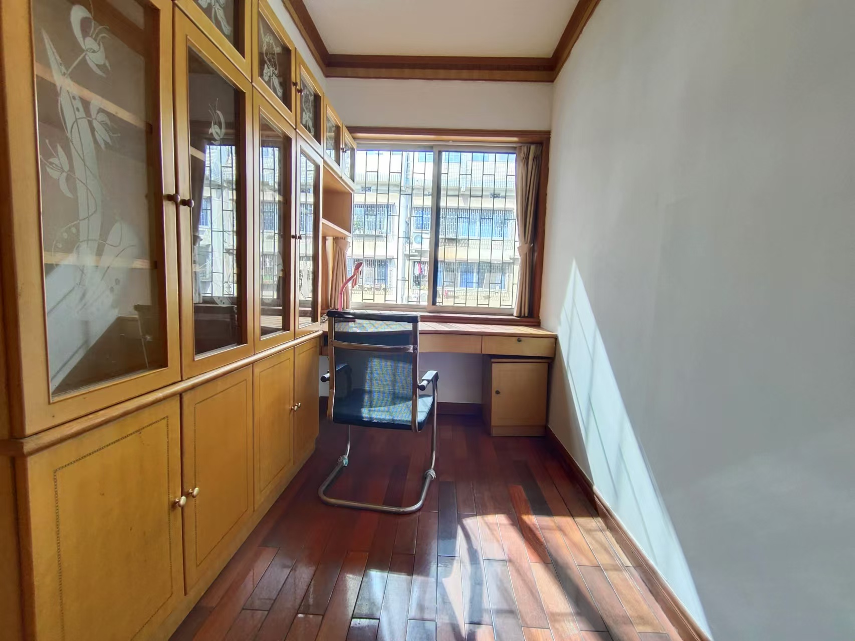 天元区工商银行宿舍 4室2厅2卫 46.8万 天元区工商银行宿舍 4室2厅2卫 46.8万室内图