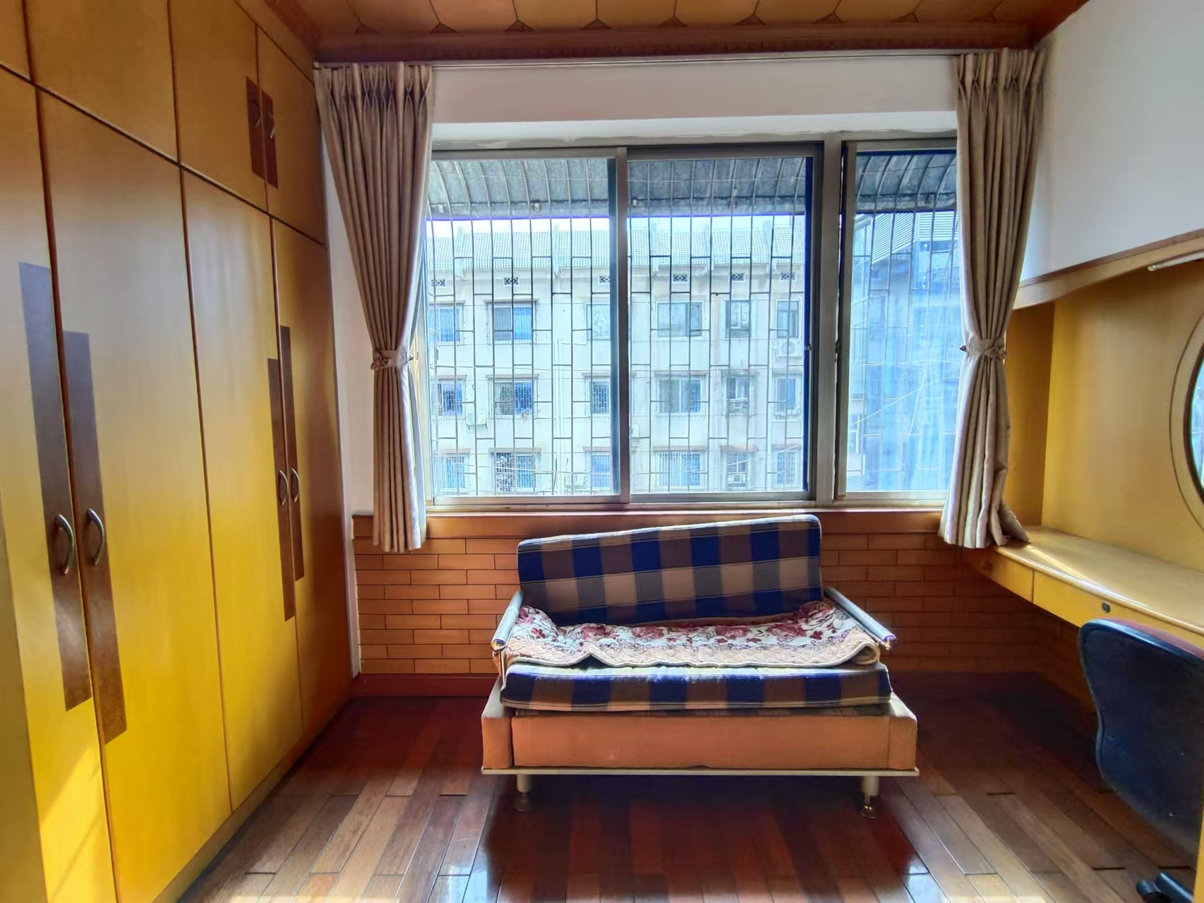 天元区工商银行宿舍 4室2厅2卫 46.8万 天元区工商银行宿舍 4室2厅2卫 46.8万室内图