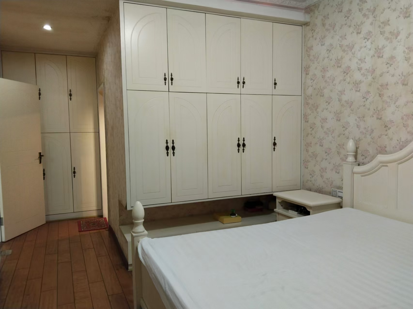 湘银三期水岸蓝郡 3室2厅2卫 85.0万 湘银三期水岸蓝郡 3室2厅2卫 85.0万室内图