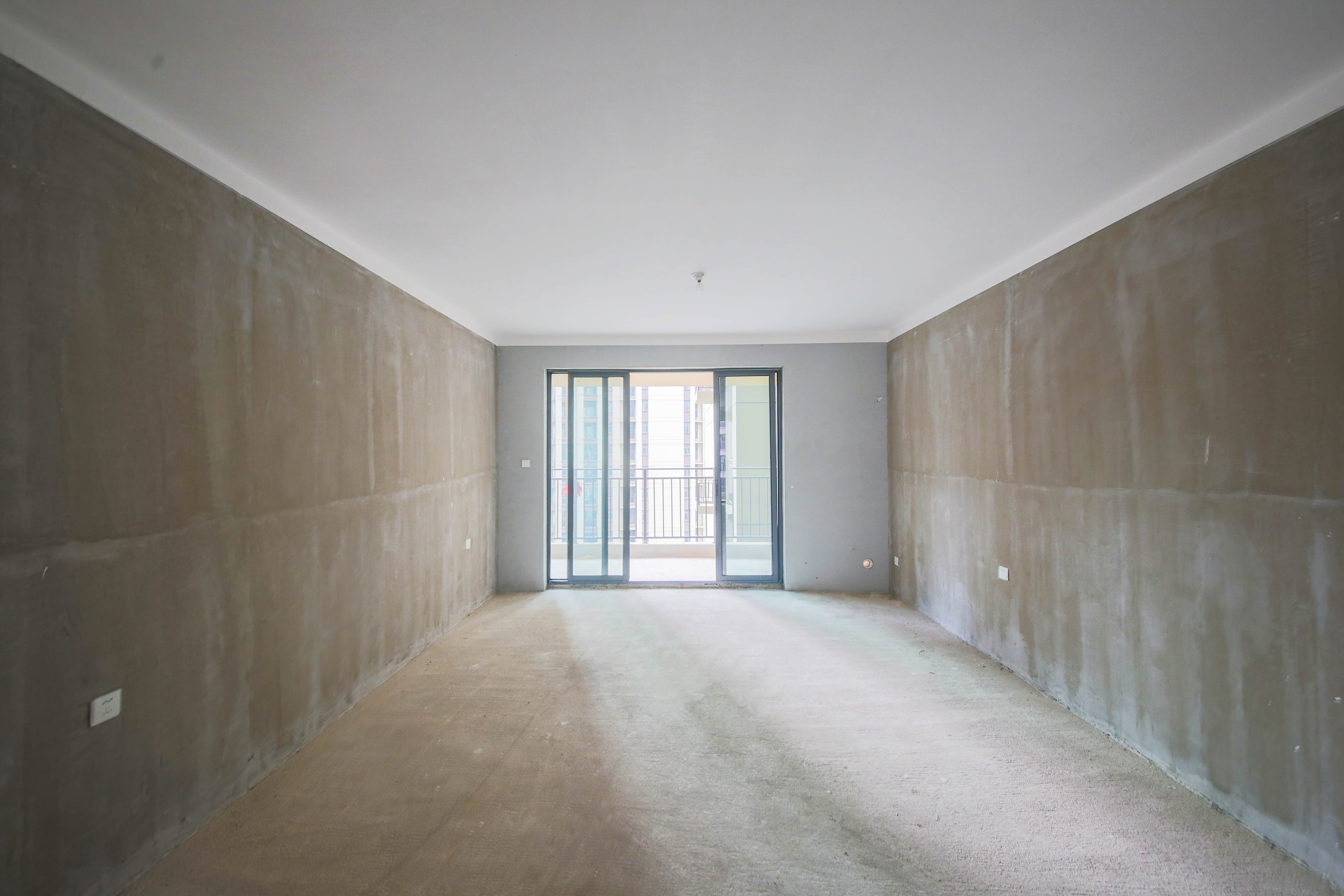 中建钰和城  4室2厅2卫   190.00万客厅