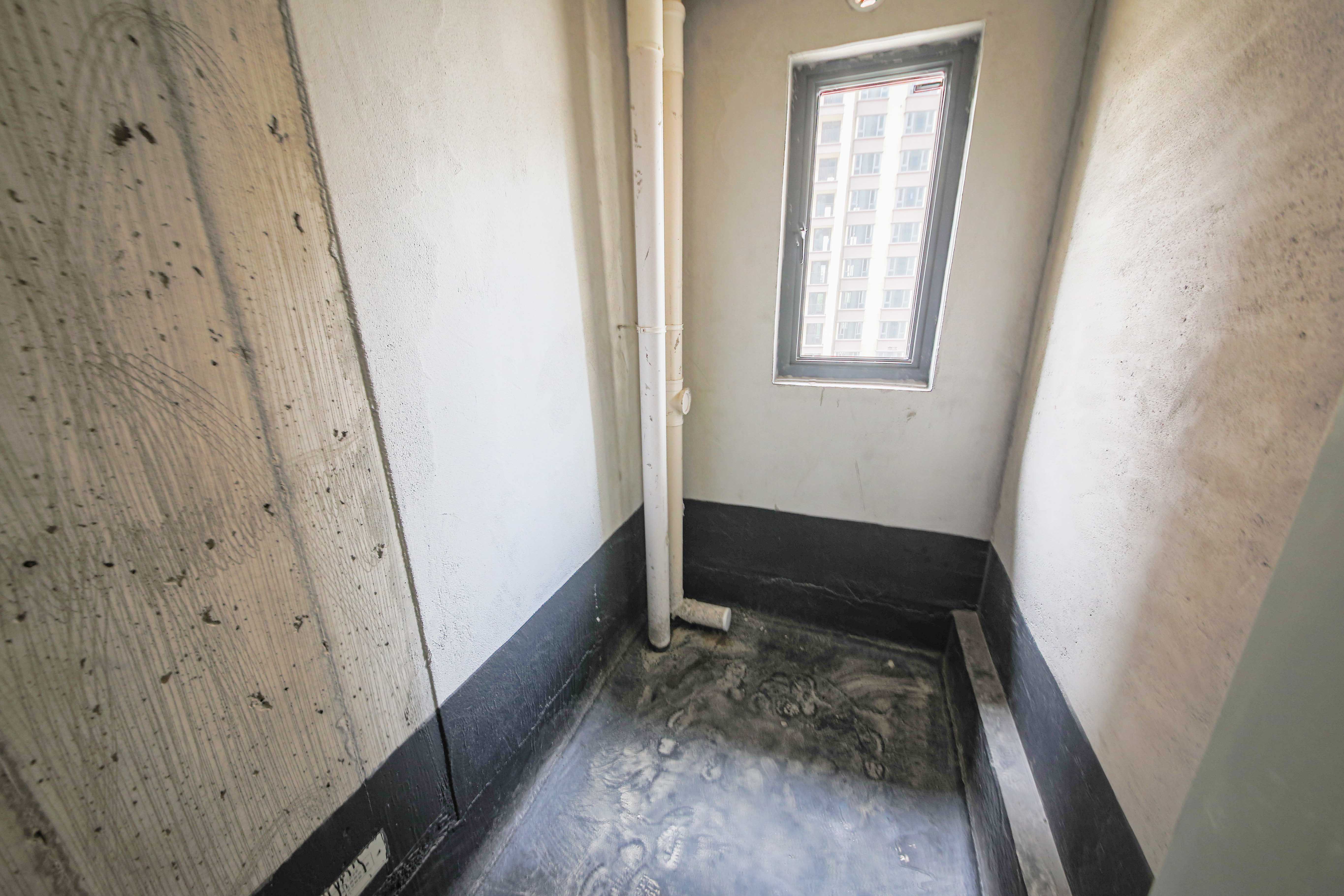 中建钰和城  4室2厅2卫   190.00万卫生间