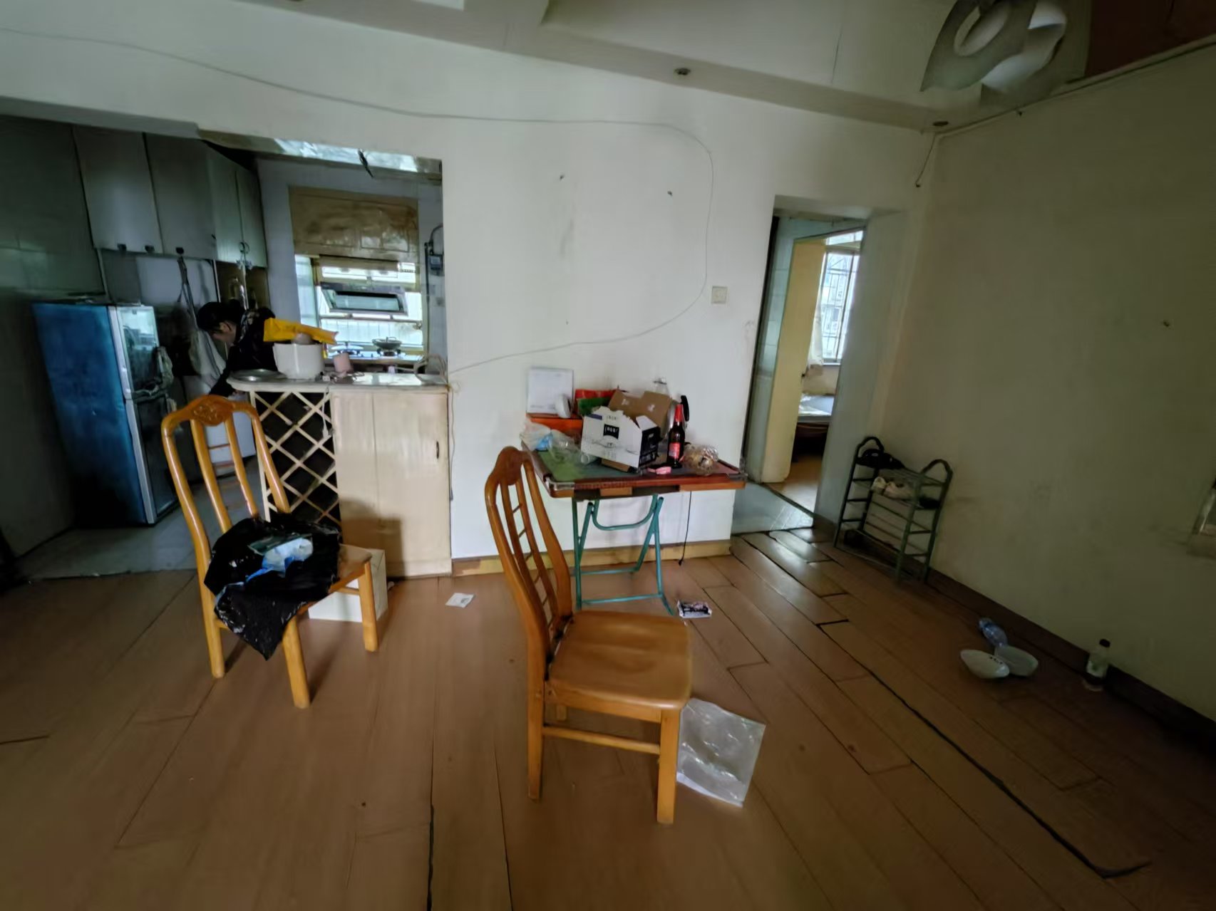 东兴园公寓 3室1厅2卫 1600.0元/月 东兴园公寓 3室1厅2卫 1600.0元/月室内图