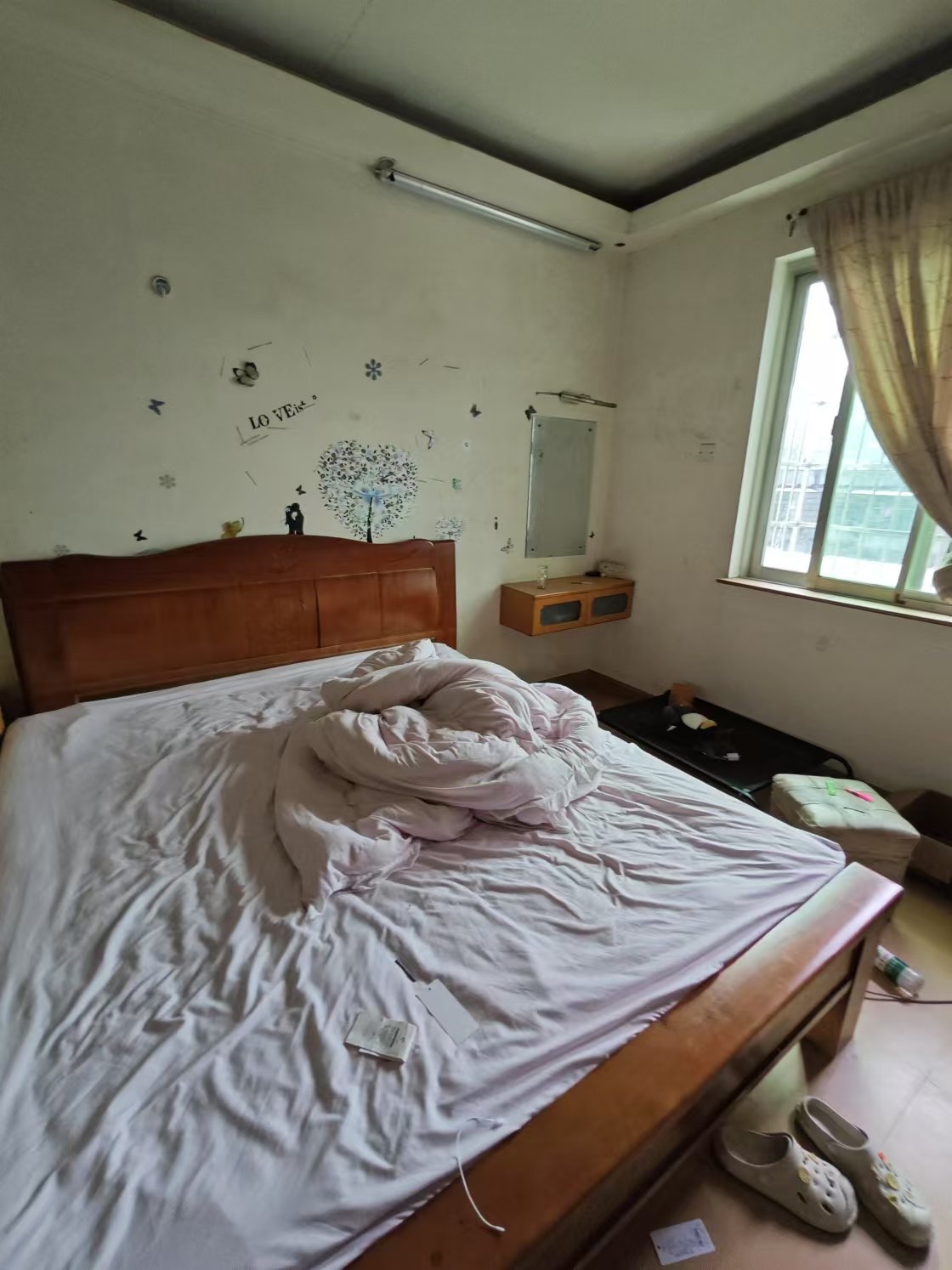 东兴园公寓 3室1厅2卫 1600.0元/月 东兴园公寓 3室1厅2卫 1600.0元/月室内图