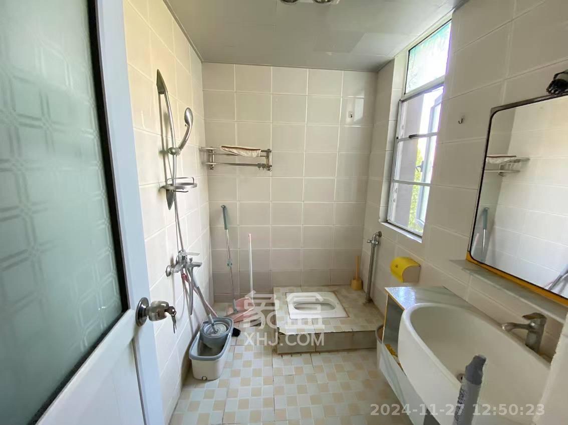 麓山枫情 2室1厅1卫 2200.0元/月 麓山枫情 2室1厅1卫 2200.0元/月室内图