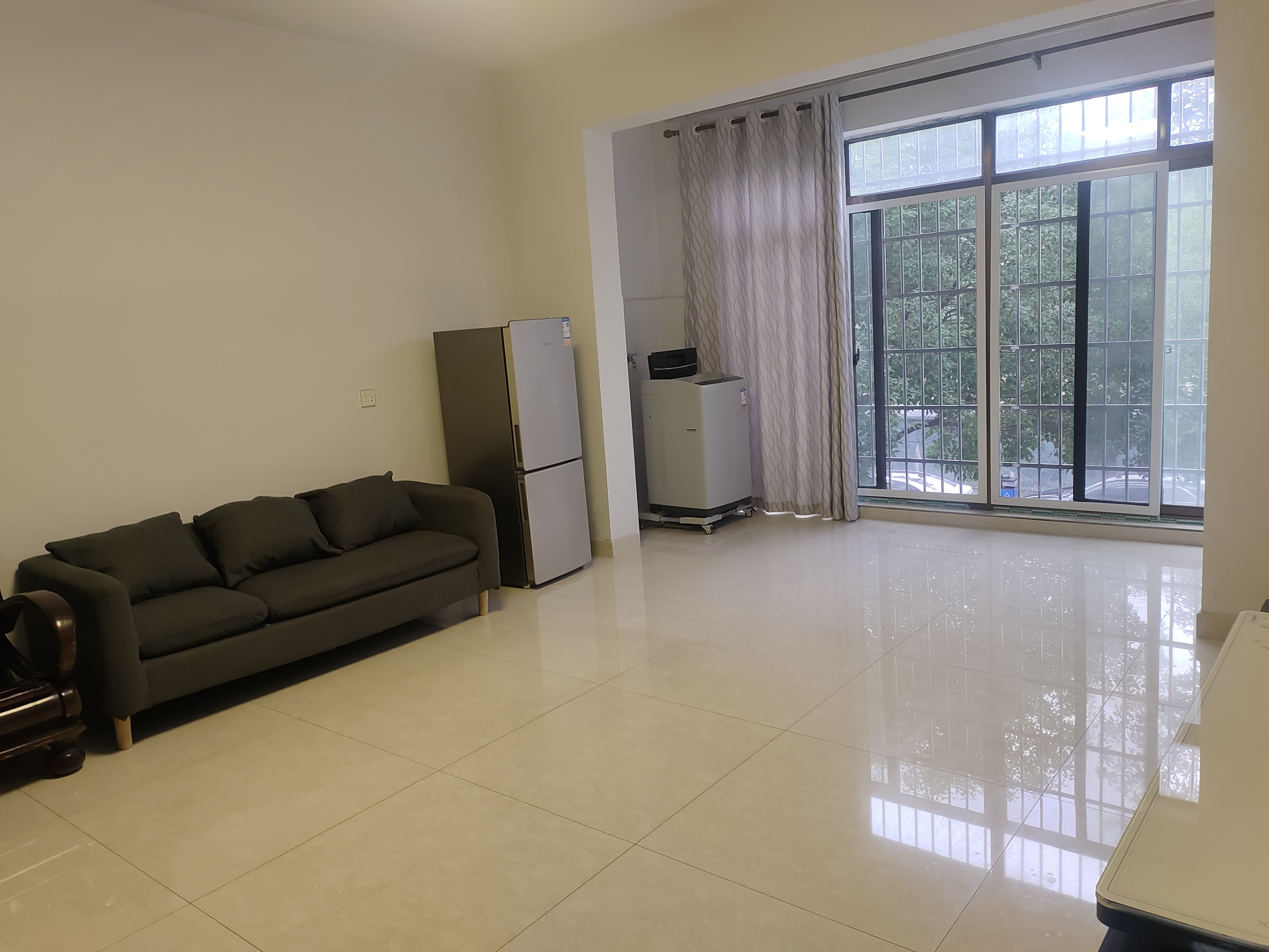 星沙名苑 2室2厅1卫 1400.0元/月 星沙名苑 2室2厅1卫 1400.0元/月室内图