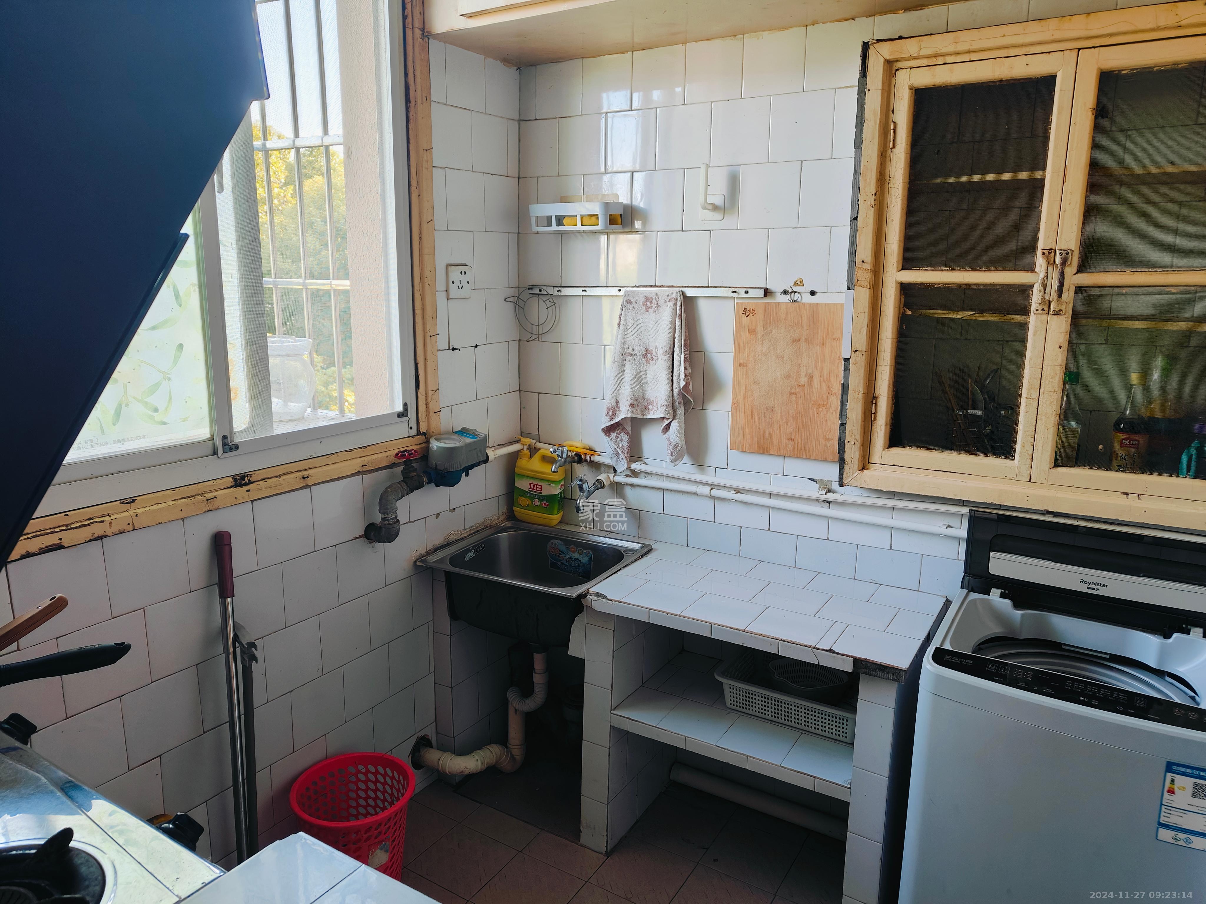 省人防办单位宿舍 2室1厅1卫 1800.0元/月 省人防办单位宿舍 2室1厅1卫 1800.0元/月室内图