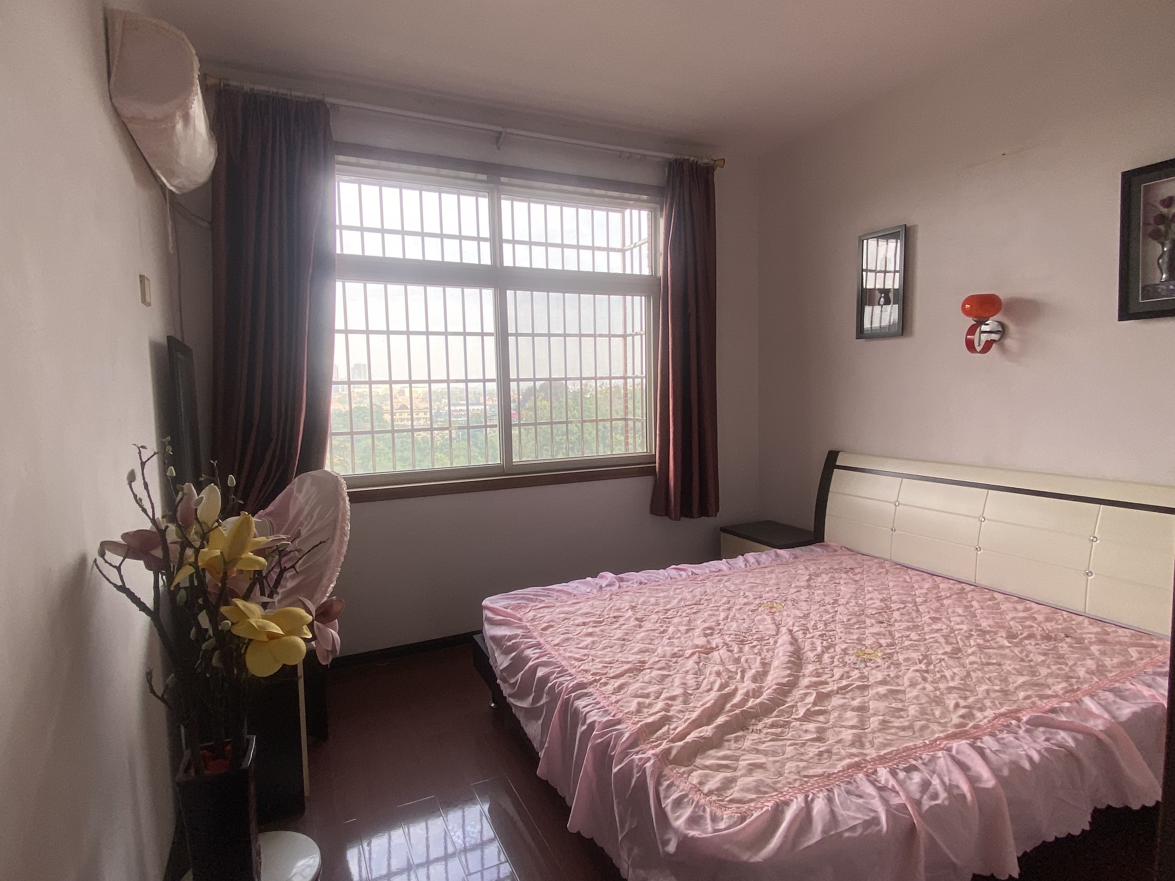 广圆秀之都 3室2厅2卫 49.8万 广圆秀之都 3室2厅2卫 49.8万客厅