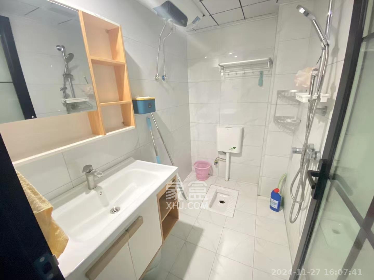 创世纪广场 1室1厅1卫 1700.0元/月 创世纪广场 1室1厅1卫 1700.0元/月室内图