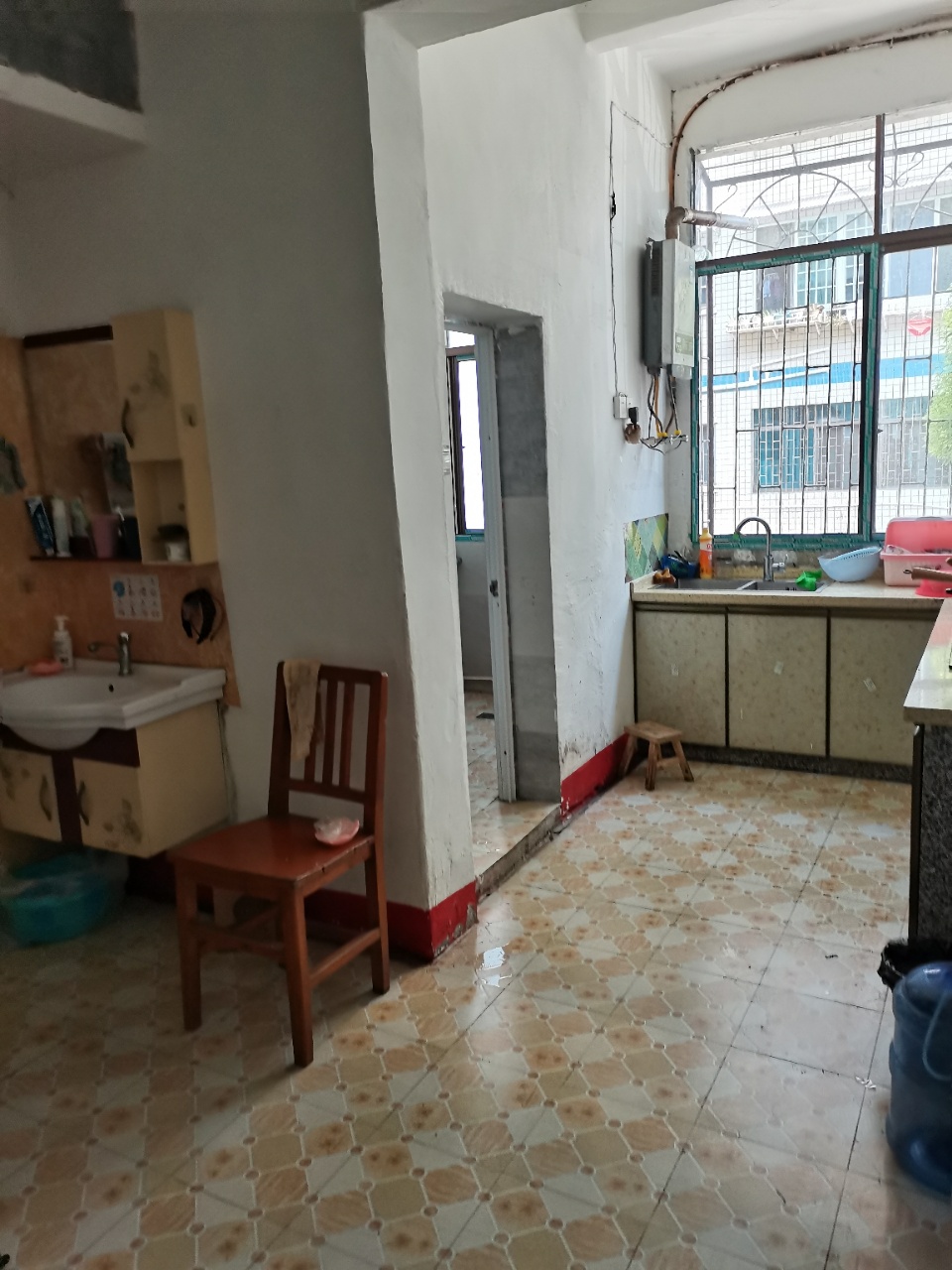 冶金局小区  3室2厅2卫    1000.0元/月室内图