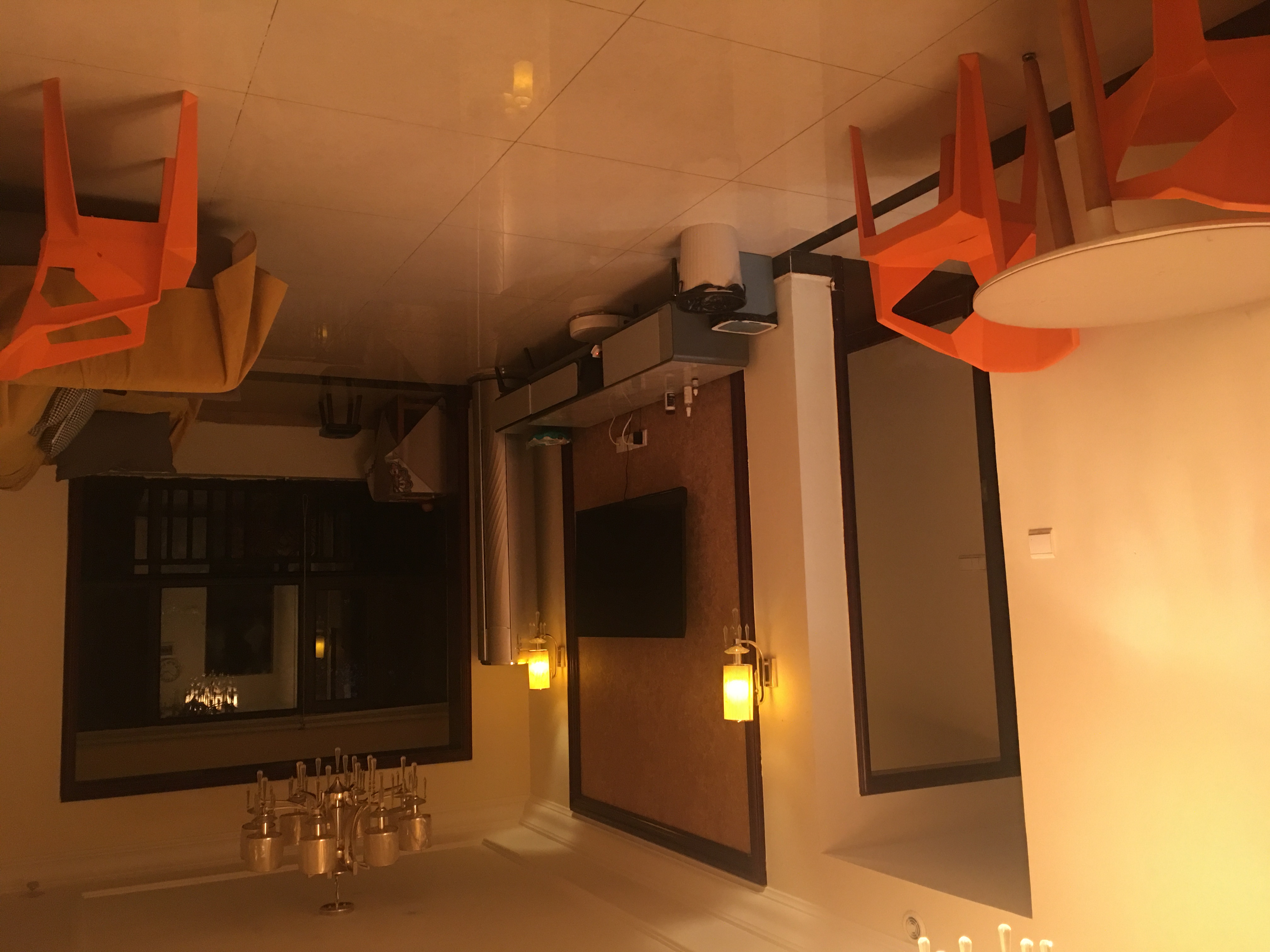 恒大华府 2室1厅1卫 58.0万 恒大华府 2室1厅1卫 58.0万客厅