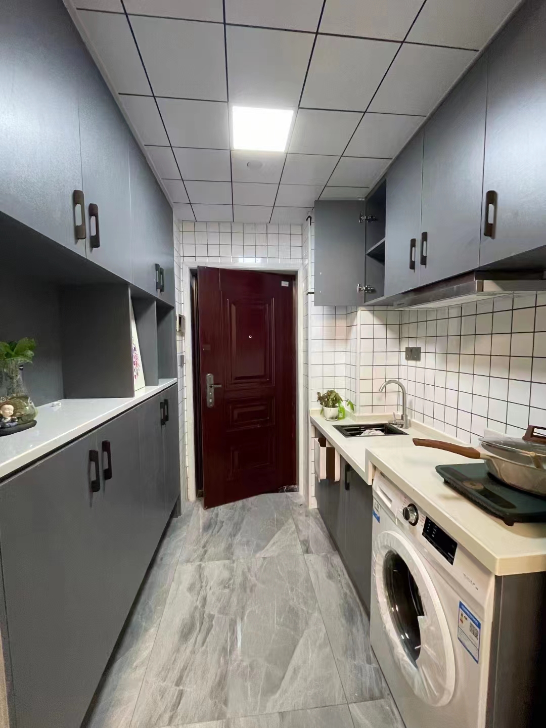 江岸公馆 1室1厅2卫 2000.0元/月 江岸公馆 1室1厅2卫 2000.0元/月室内图