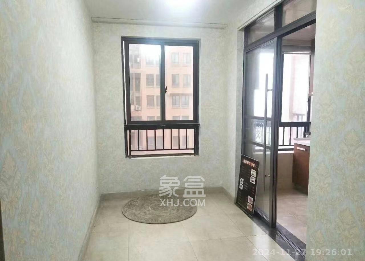 中信凯旋蓝岸（中信新城三期）  3室2厅1卫    1800.0元/月室内图