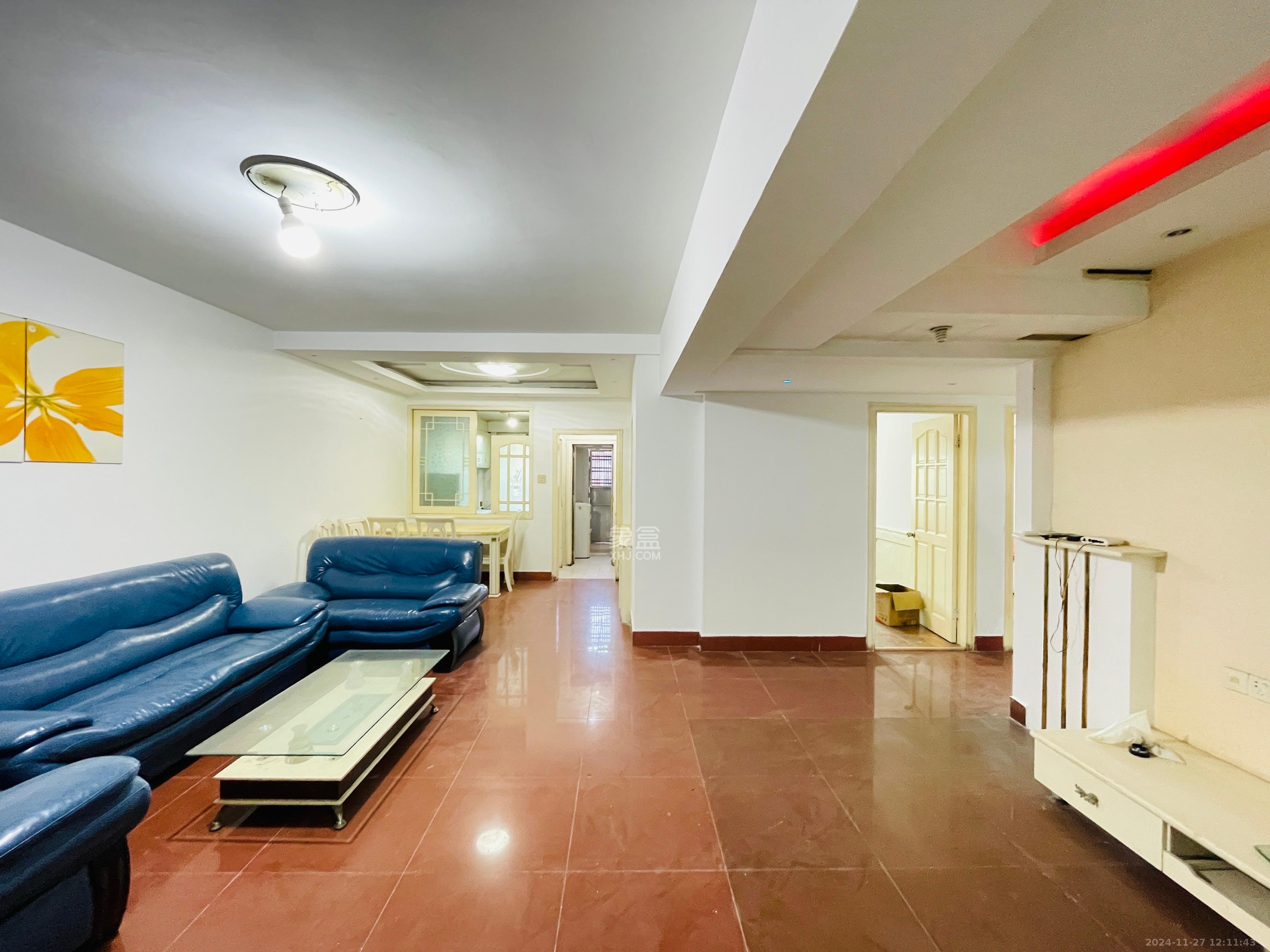 建工集团单位房 1室2厅2卫 2500.0元/月 建工集团单位房 1室2厅2卫 2500.0元/月室内图