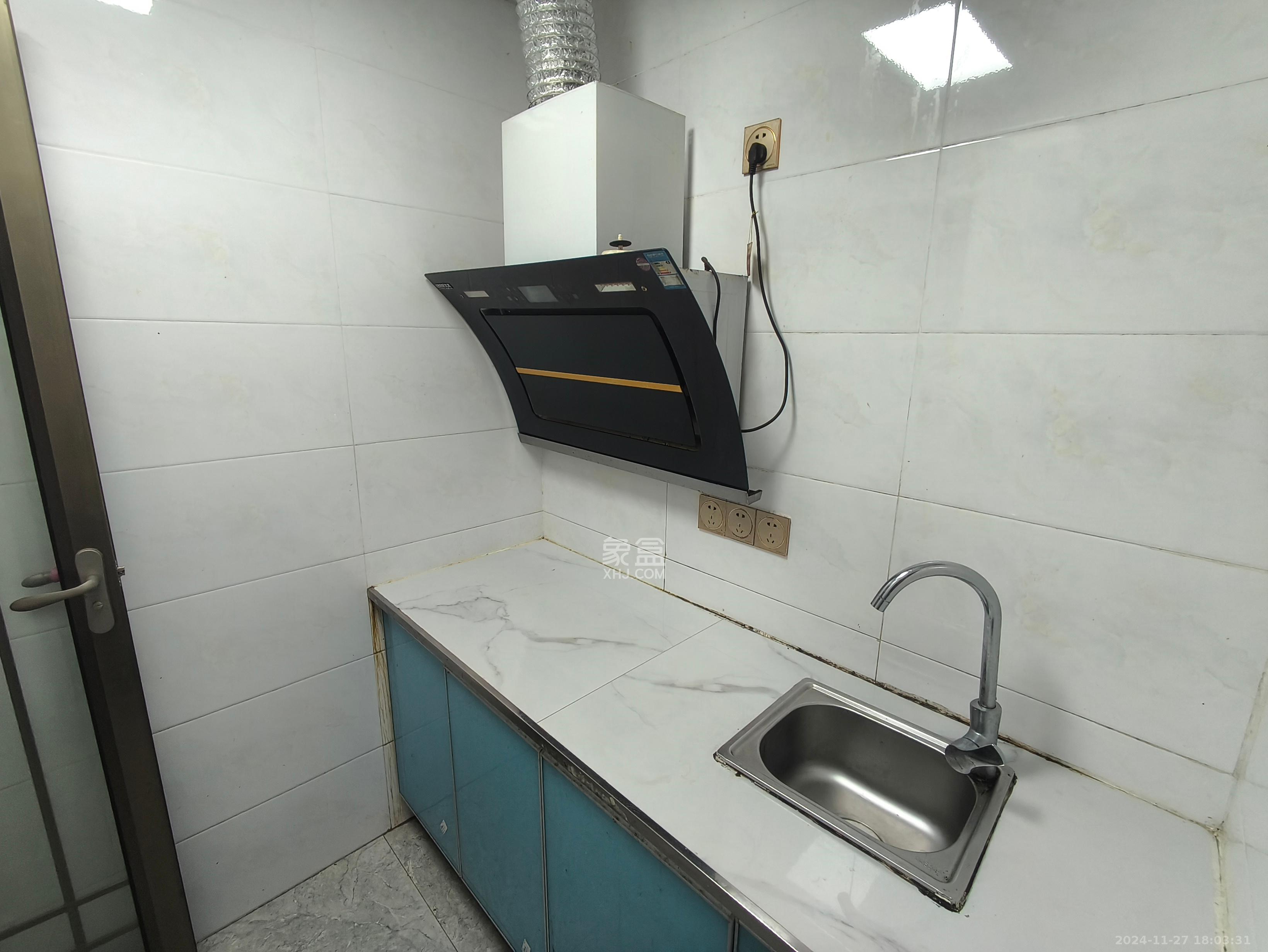 嘉顺苑 1室0厅1卫 1300.0元/月 嘉顺苑 1室0厅1卫 1300.0元/月室内图