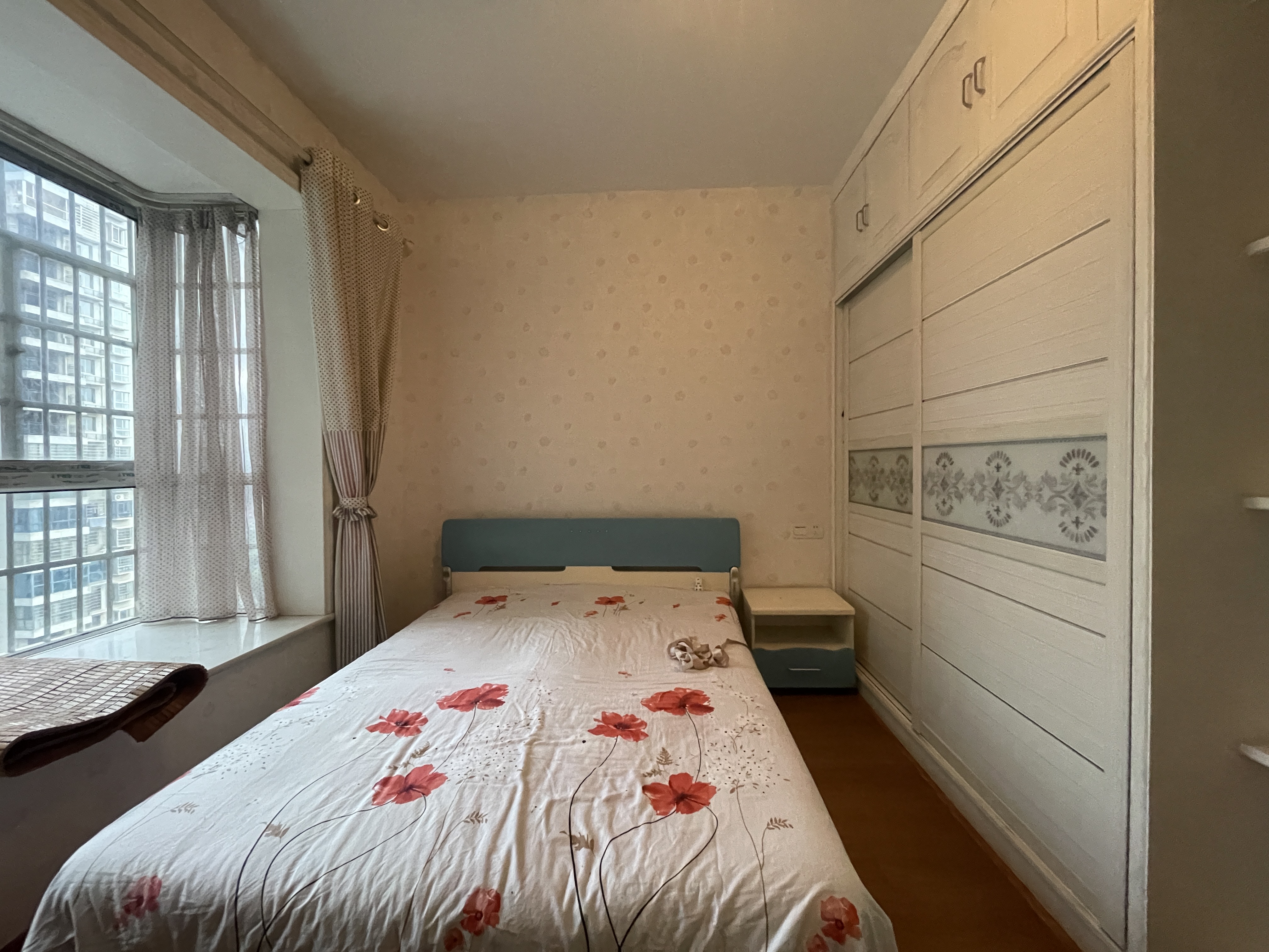 孙水明珠 3室2厅2卫 55.8万 孙水明珠 3室2厅2卫 55.8万客厅