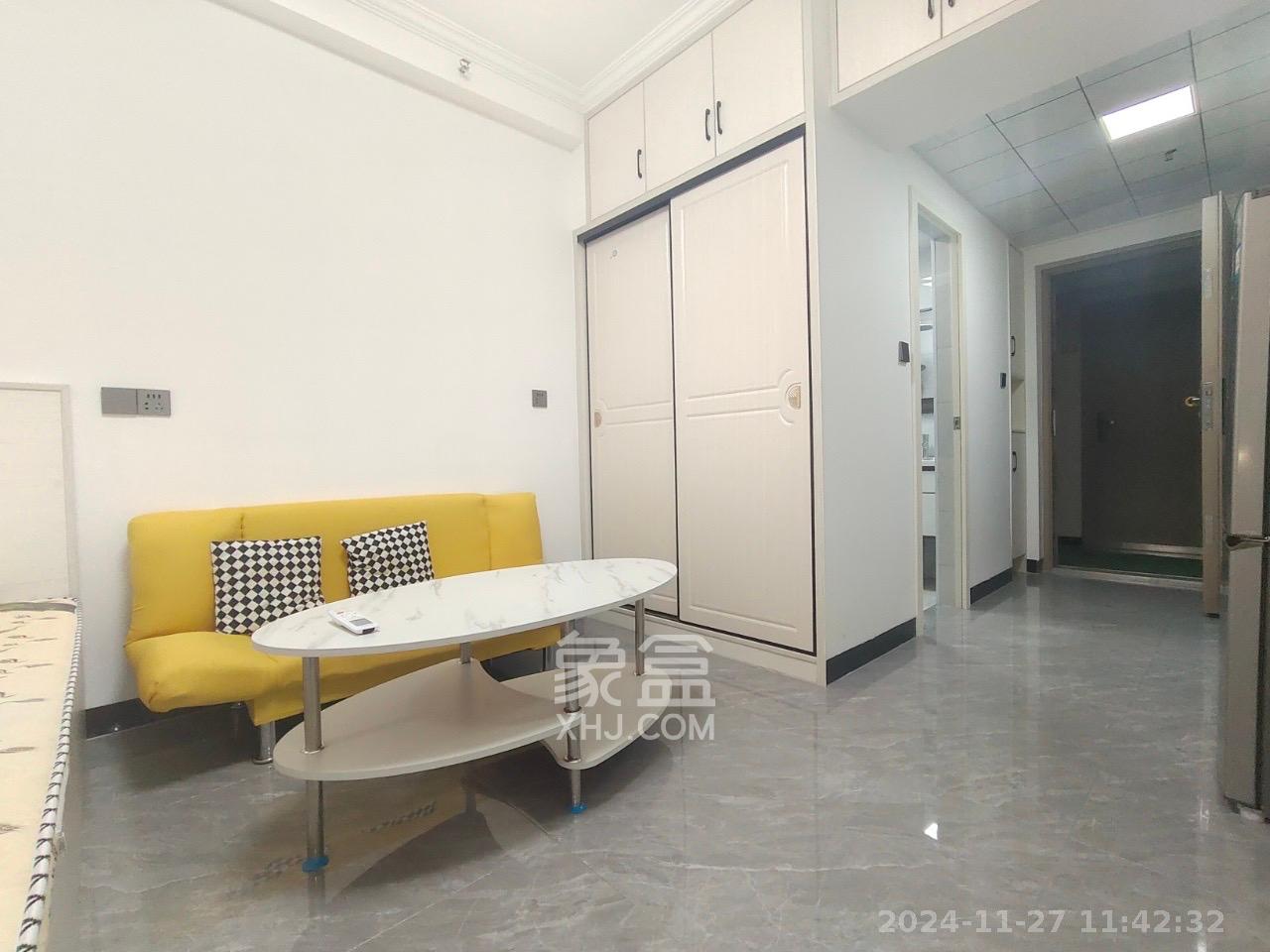 金地铂悦  1室0厅0卫   1300.00元/月室内图
