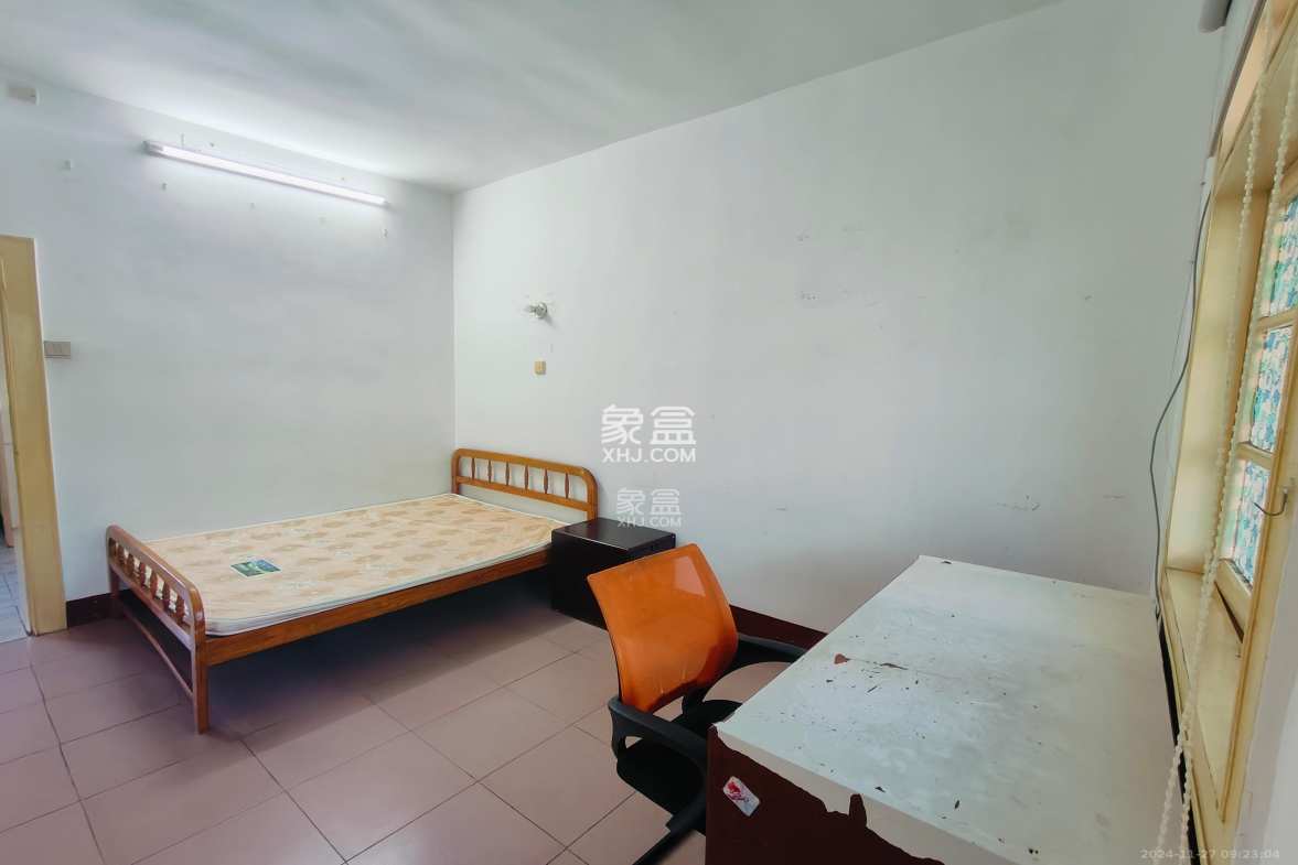 省人防办单位宿舍 2室1厅1卫 1800.0元/月 省人防办单位宿舍 2室1厅1卫 1800.0元/月室内图