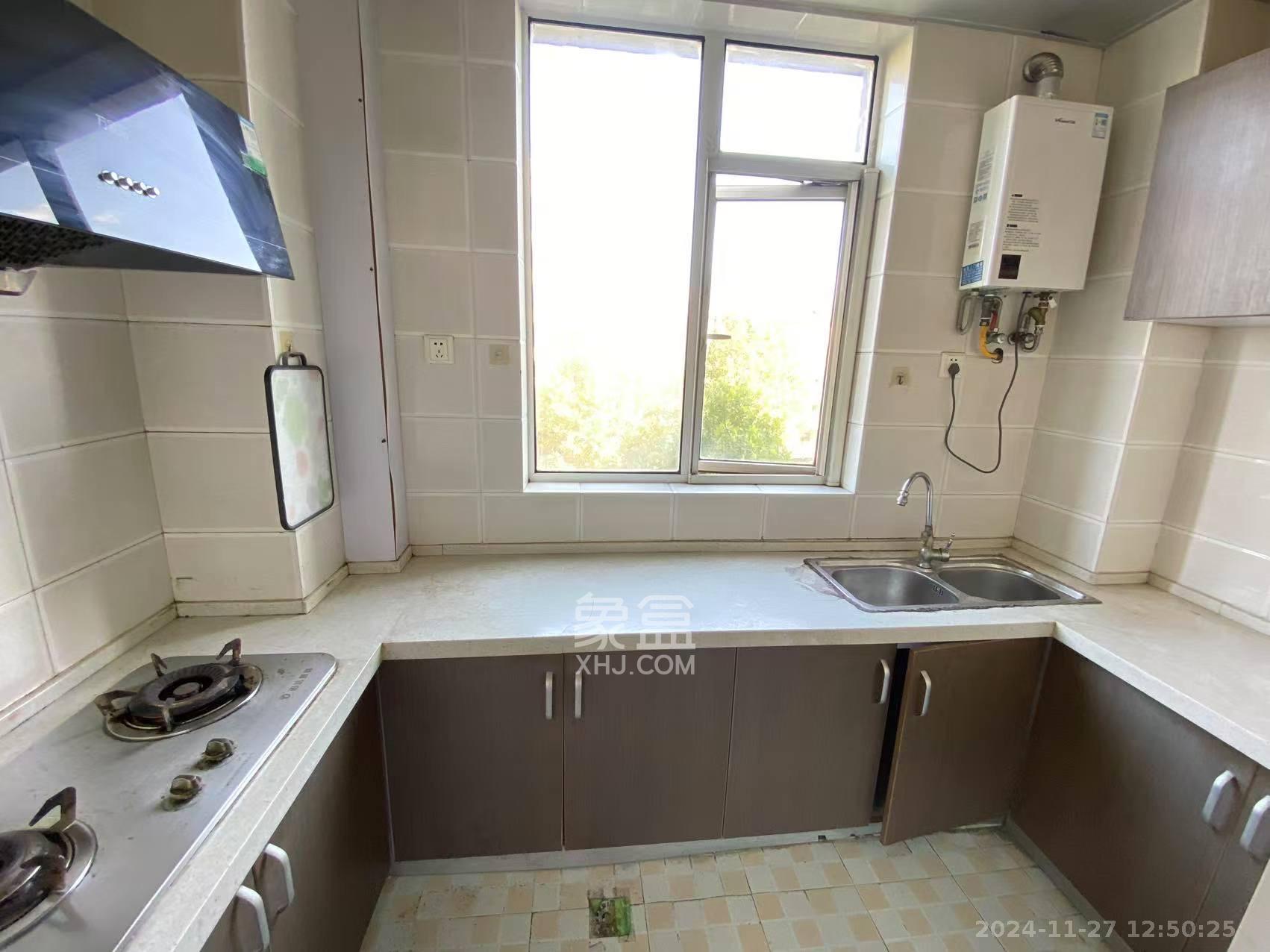 麓山枫情 2室1厅1卫 2200.0元/月 麓山枫情 2室1厅1卫 2200.0元/月室内图