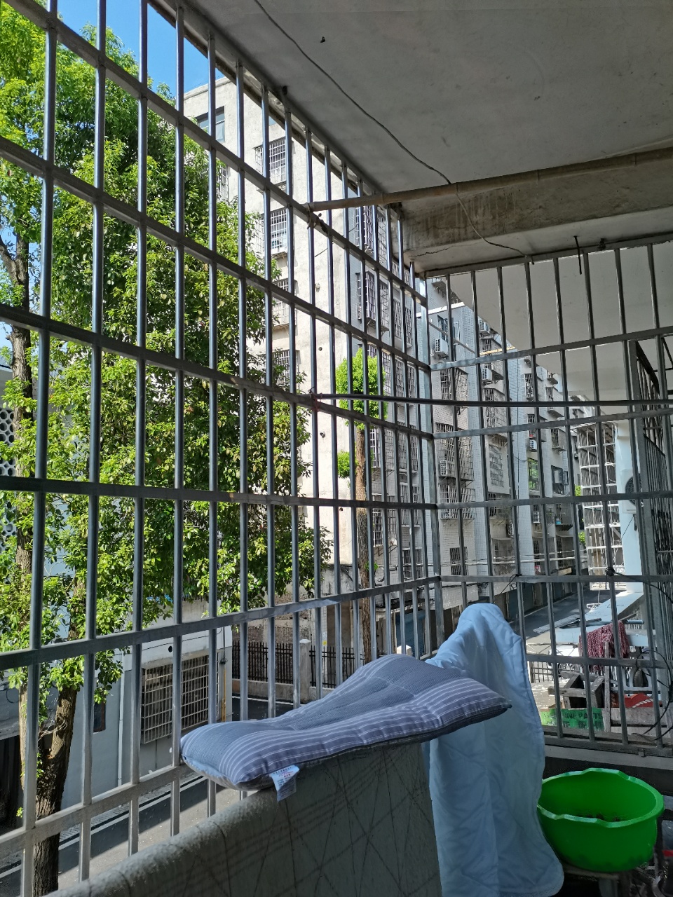 冶金局小区 3室2厅2卫 1000.0元/月 冶金局小区 3室2厅2卫 1000.0元/月室内图